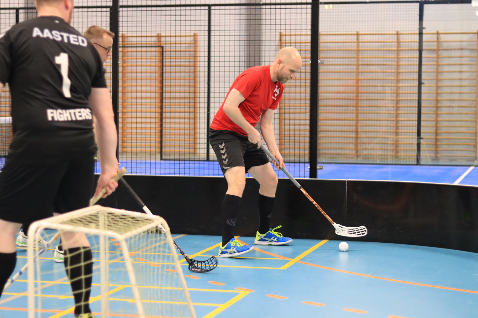 Floorball-spillere samles til stævne i Billum