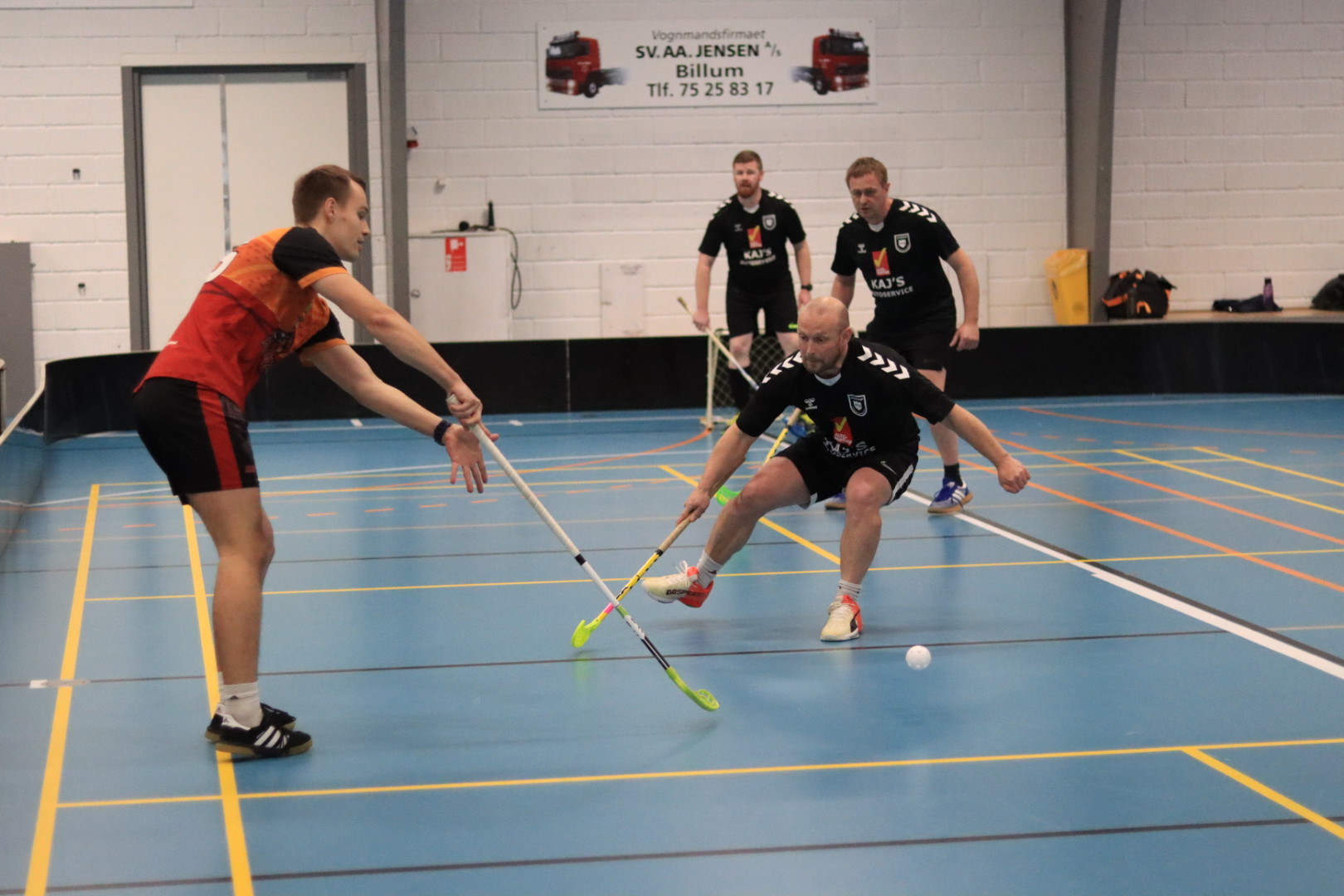 Floorball-spillere samles til stævne i Billum
