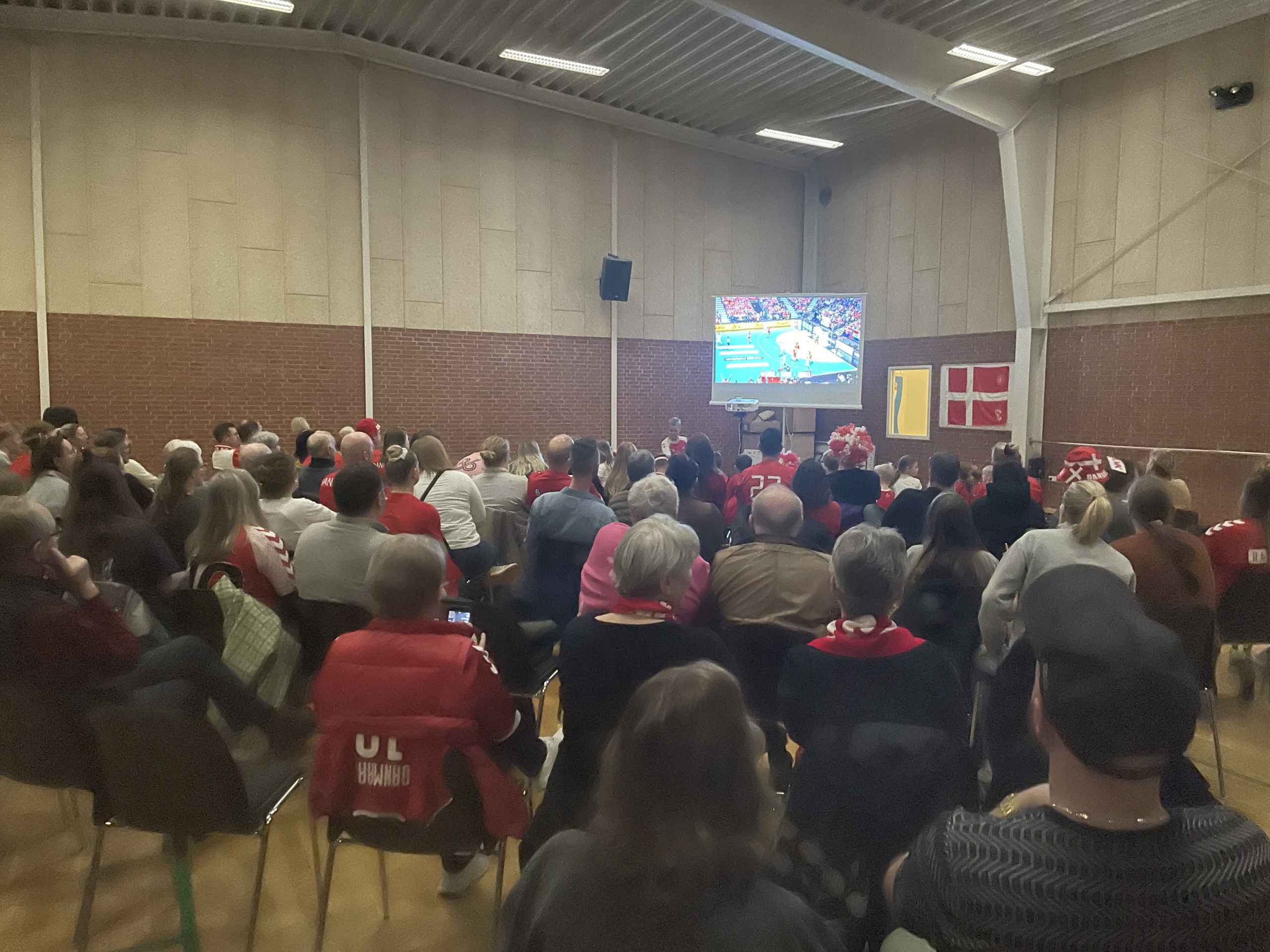 Stor Tilslutning Til VM-fest i Outrup