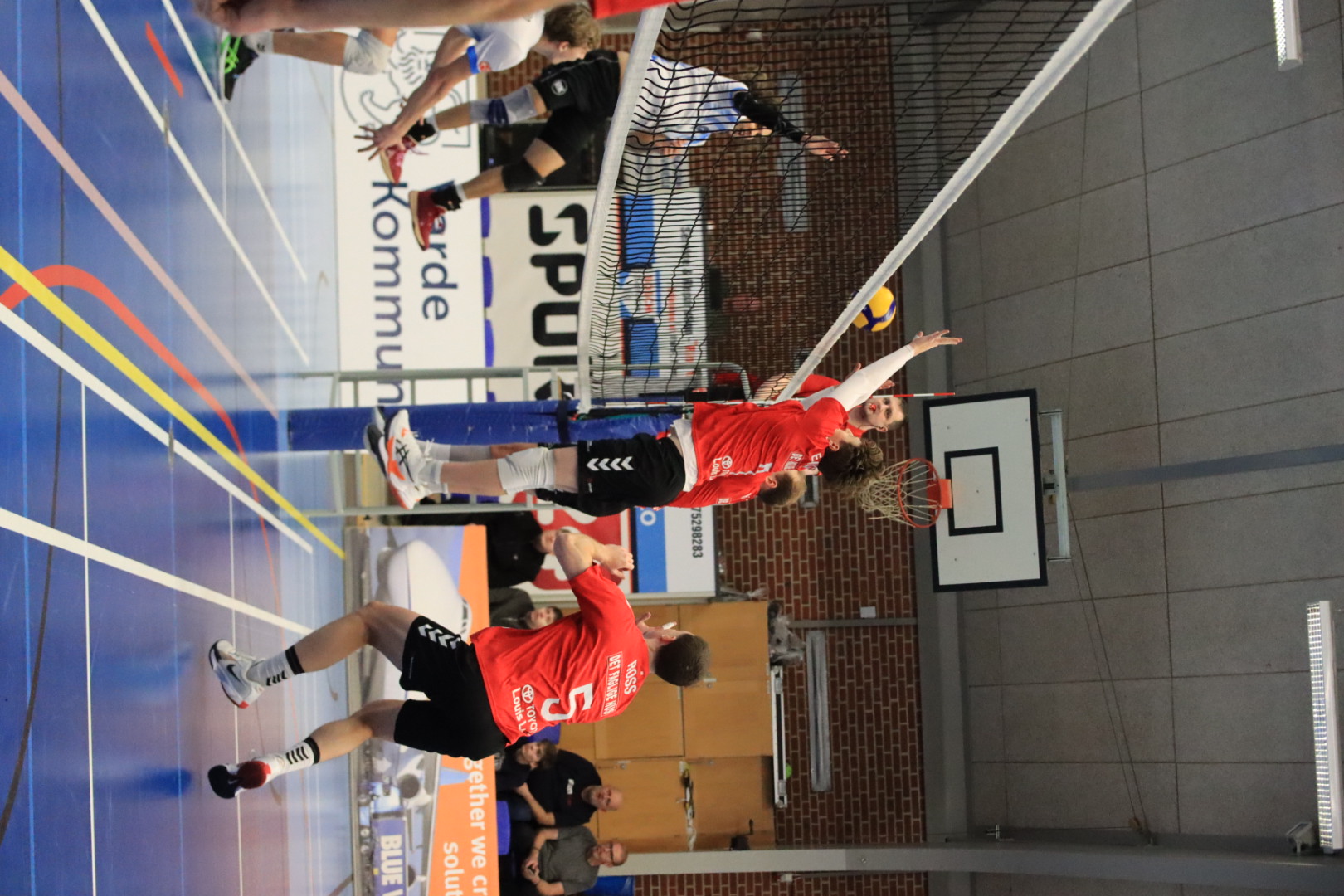 Nordenskov triumferer i tæt volleyballkamp