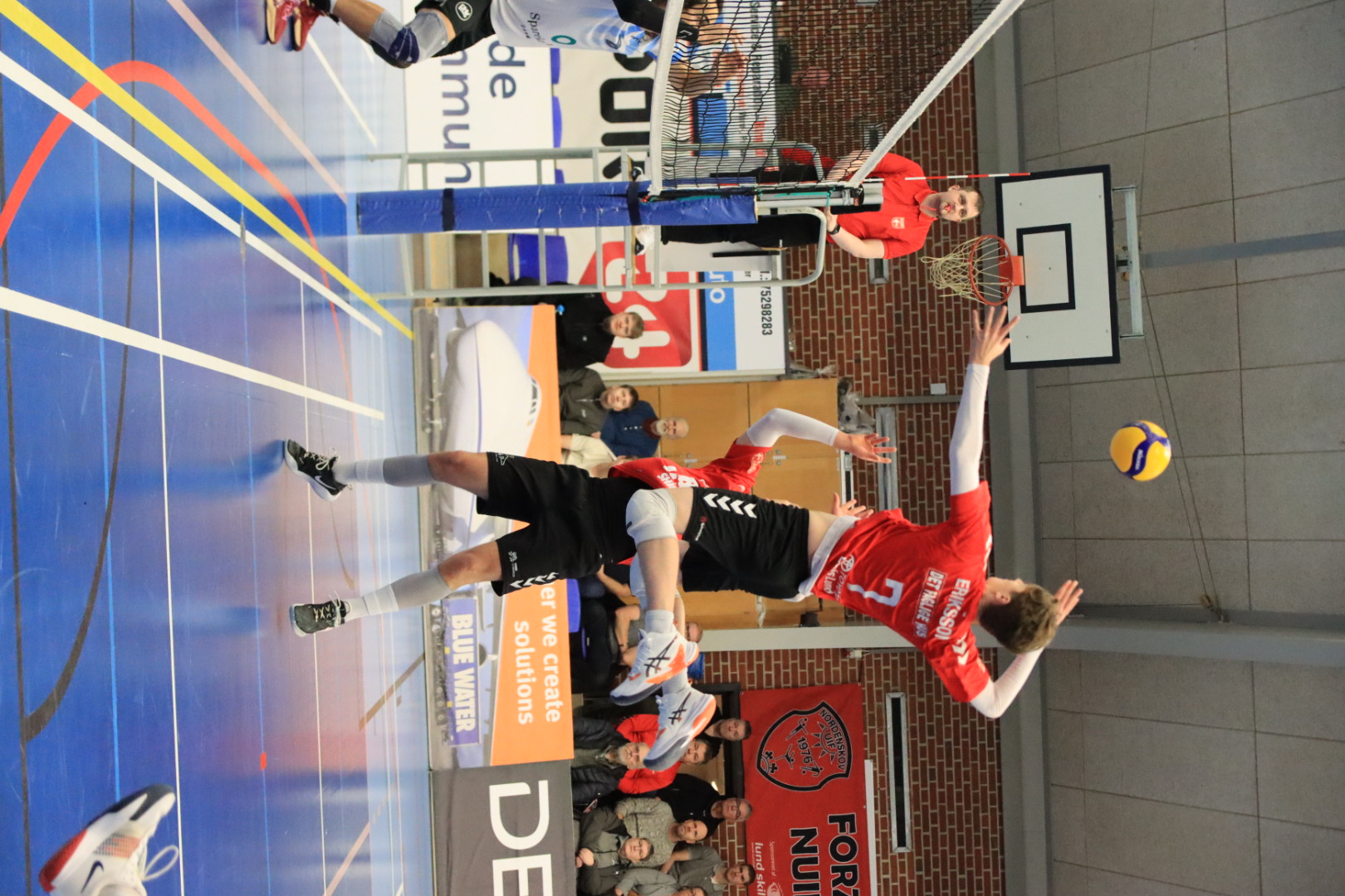 Nordenskov triumferer i tæt volleyballkamp