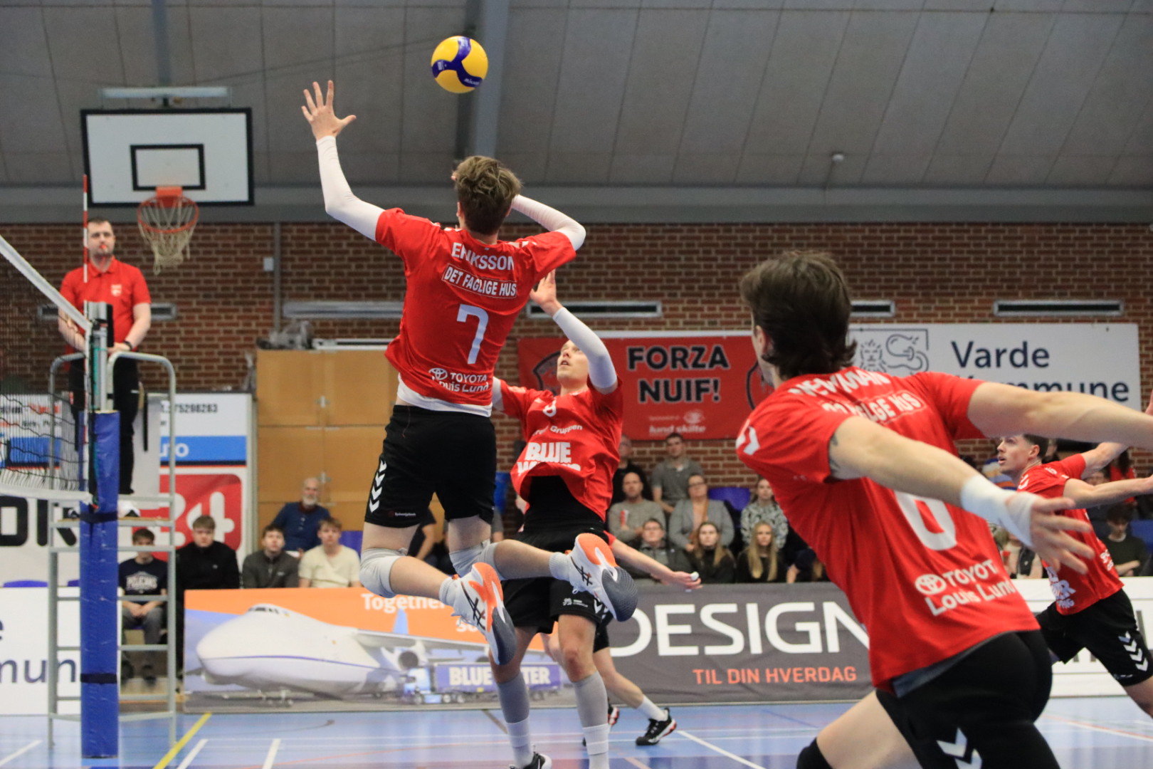 Nordenskov triumferer i tæt volleyballkamp