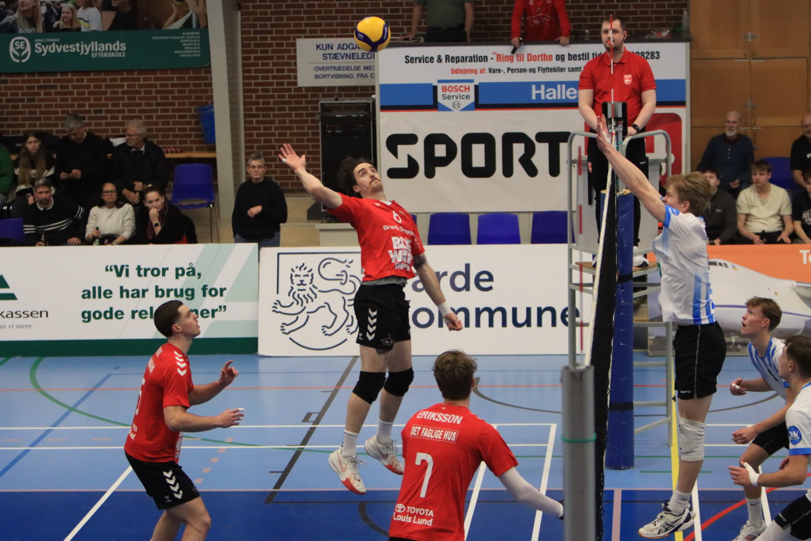 Nordenskov triumferer i tæt volleyballkamp
