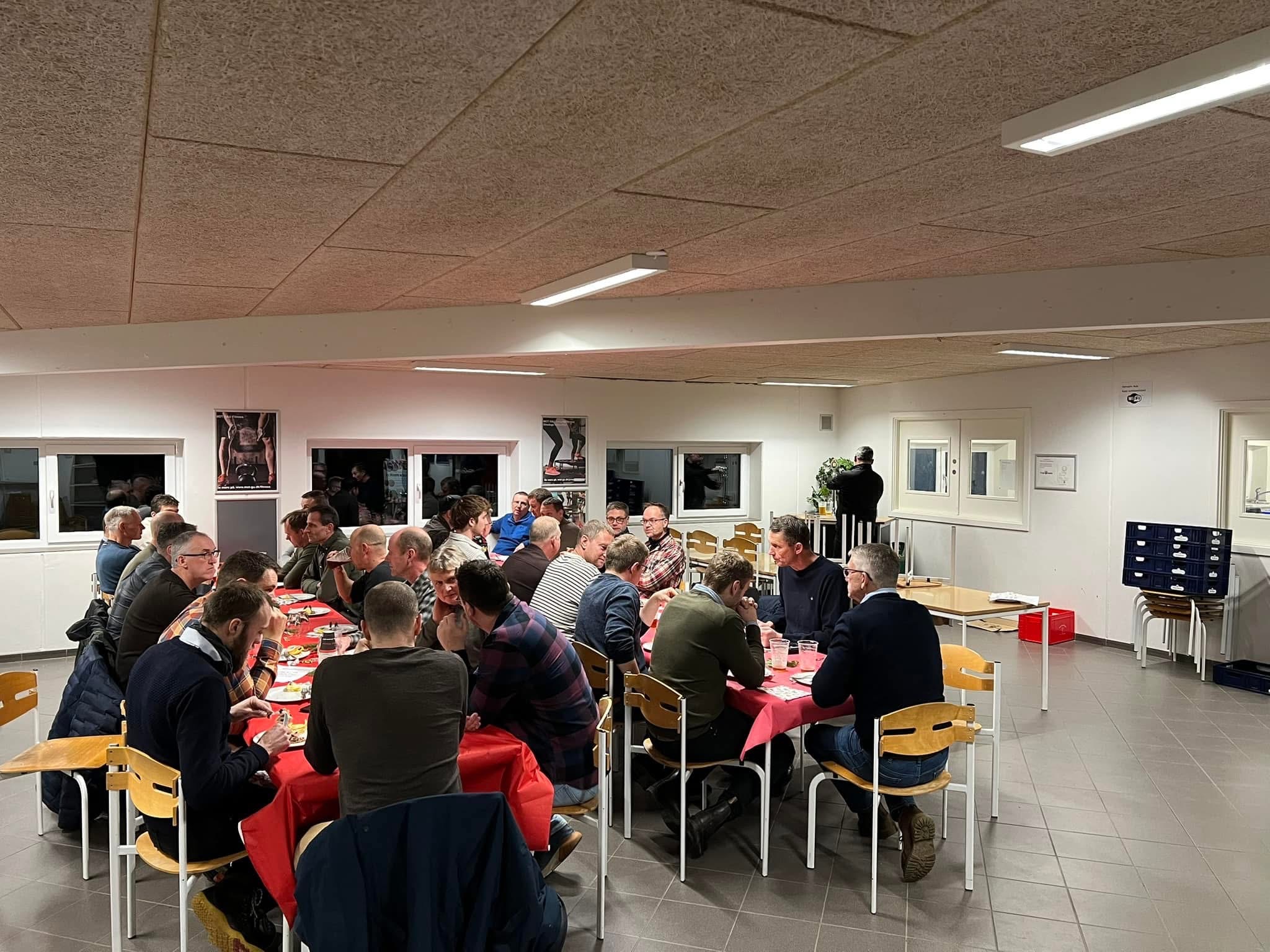 Herregodt Gymnastik fejrer jul i Skamstrup