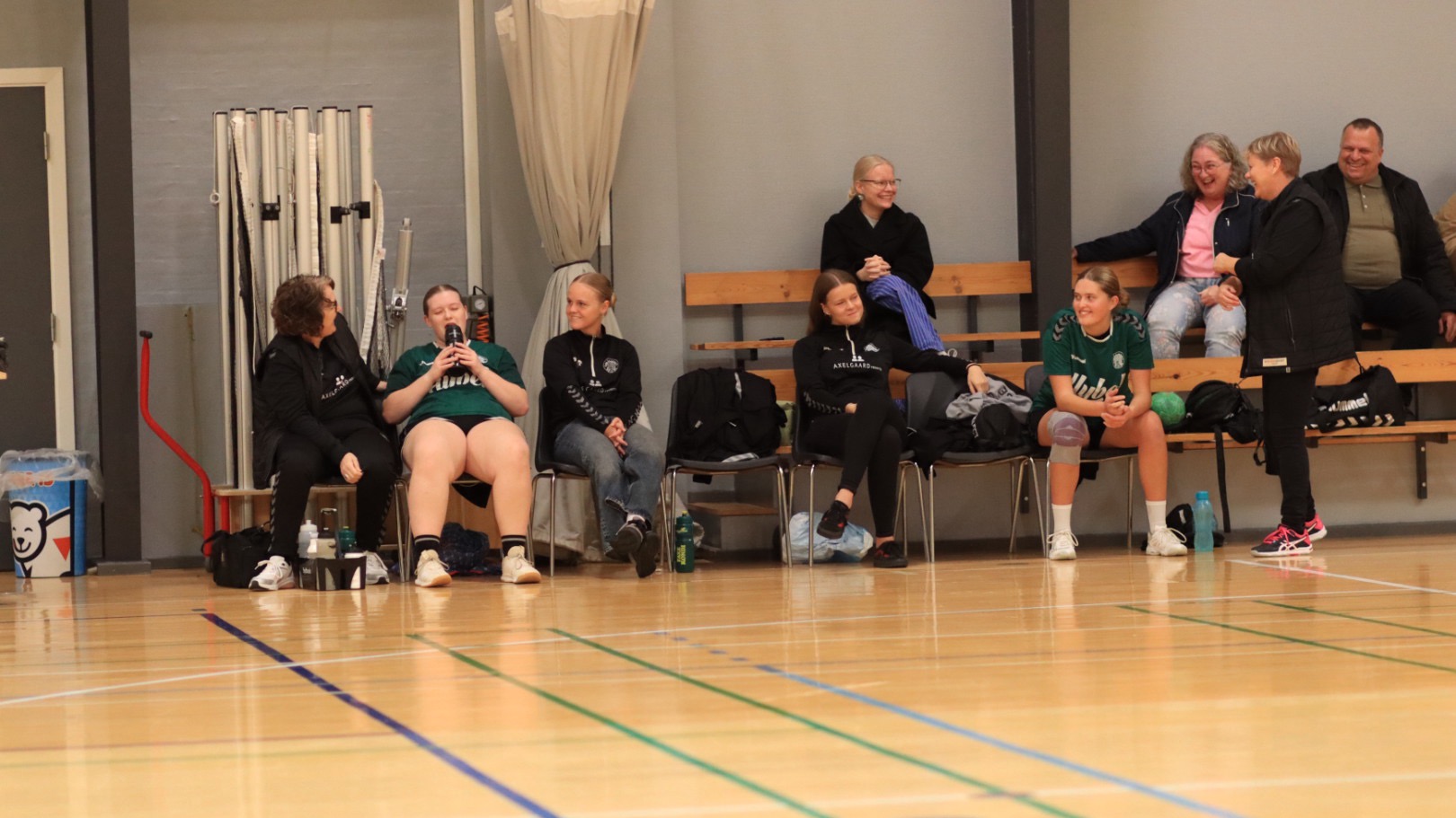 Begge Blåbjerg Hold Led Nederlag