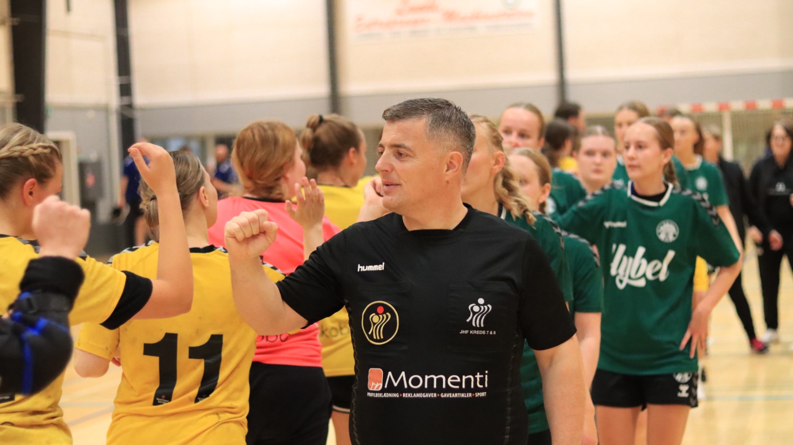 Begge Blåbjerg Hold Led Nederlag