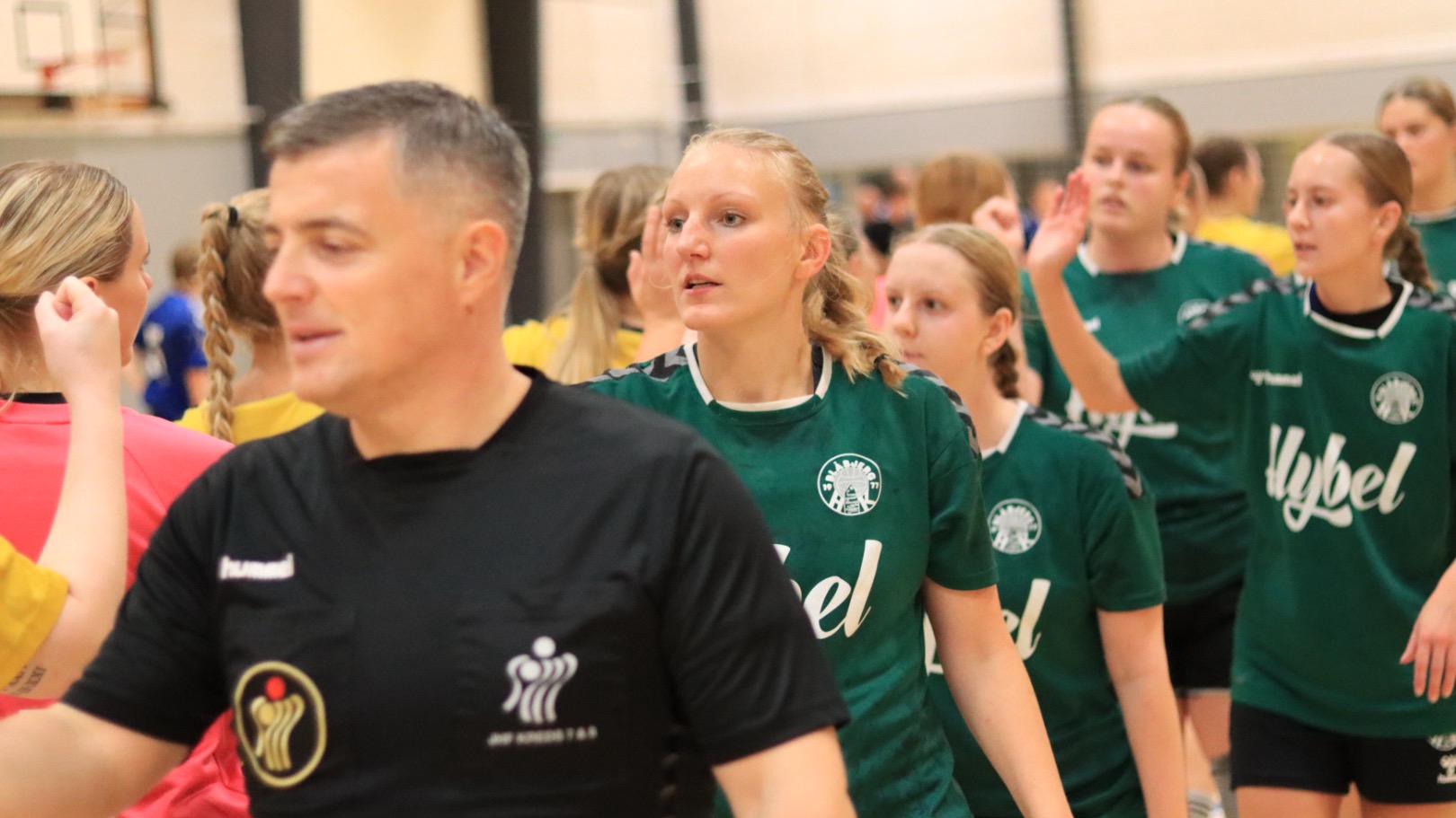 Begge Blåbjerg Hold Led Nederlag