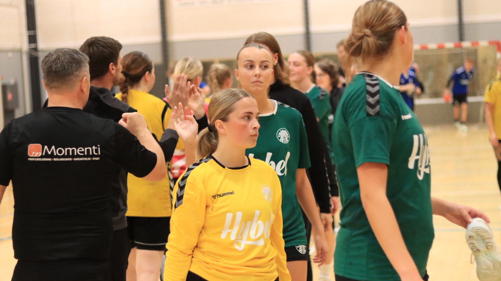 Begge Blåbjerg Hold Led Nederlag