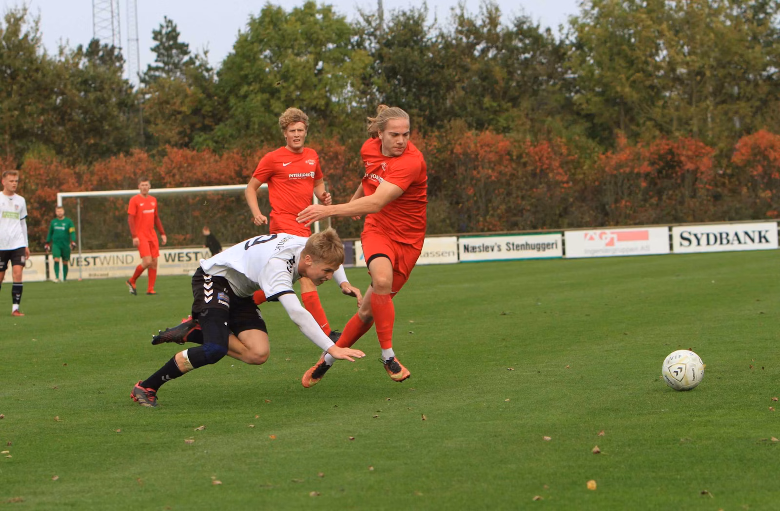 Varde IF taber knebent til topholdet