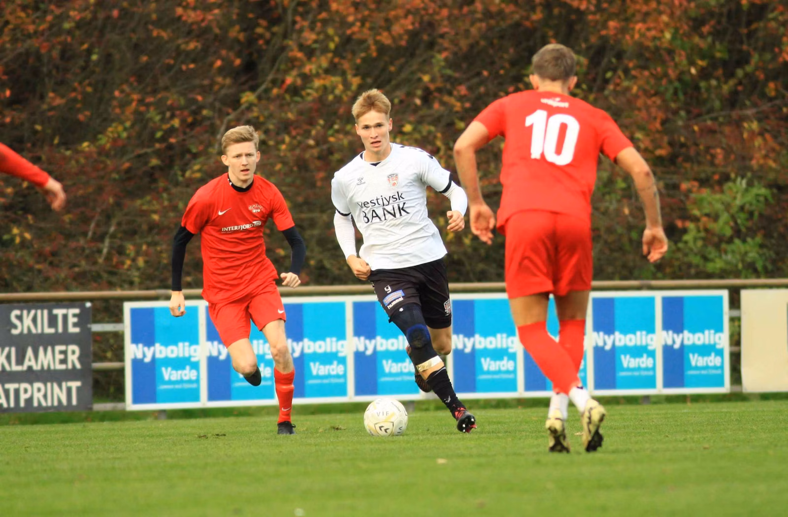 Varde IF taber knebent til topholdet