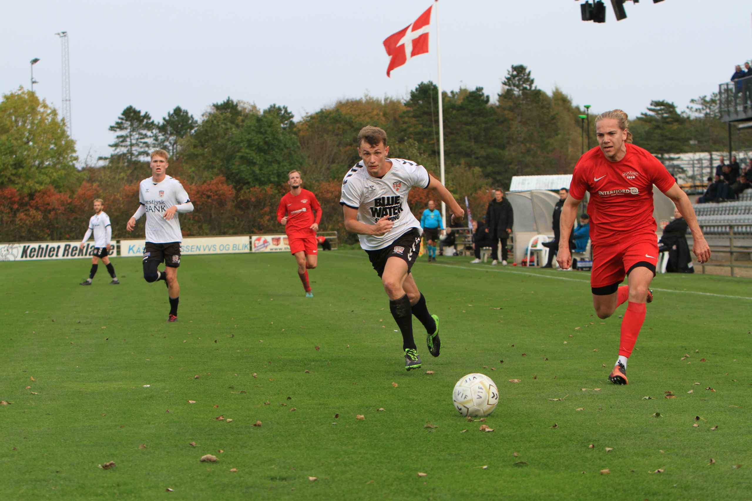 Varde IF taber knebent til topholdet