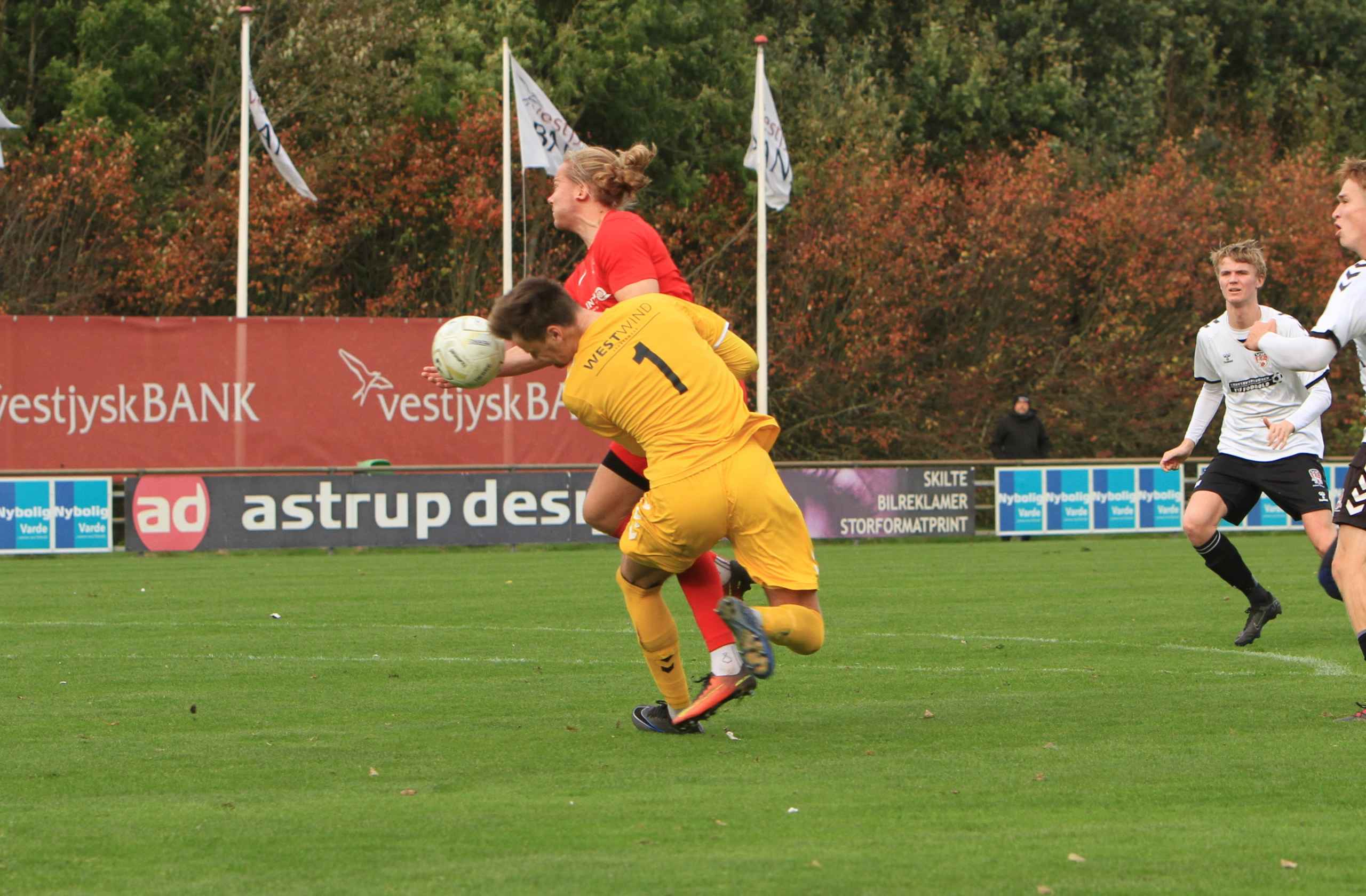 Varde IF taber knebent til topholdet