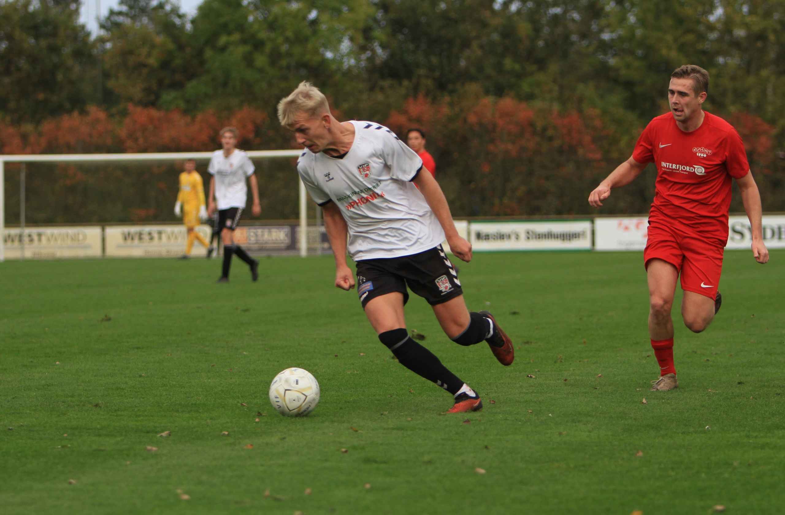 Varde IF taber knebent til topholdet