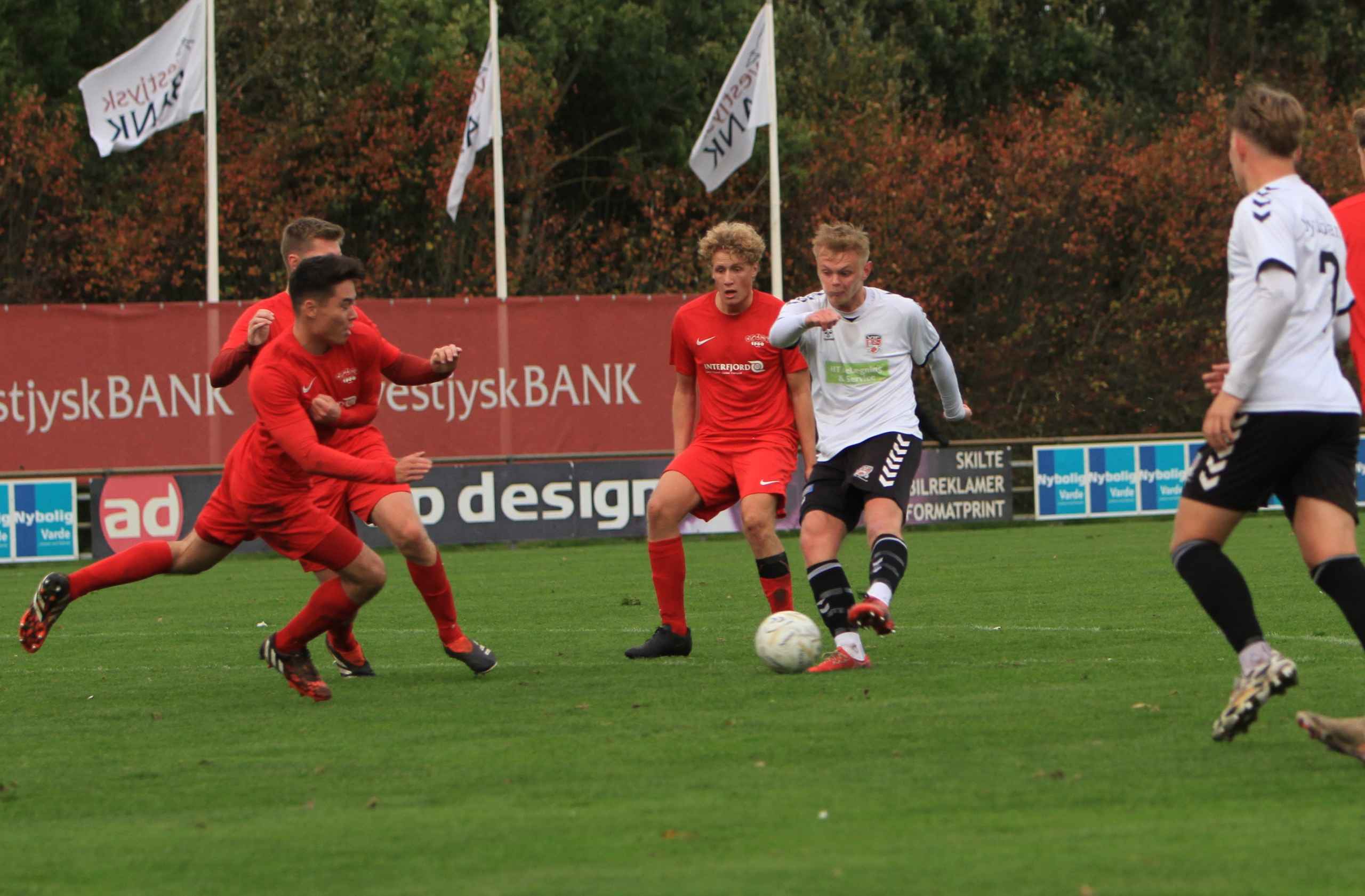Varde IF taber knebent til topholdet