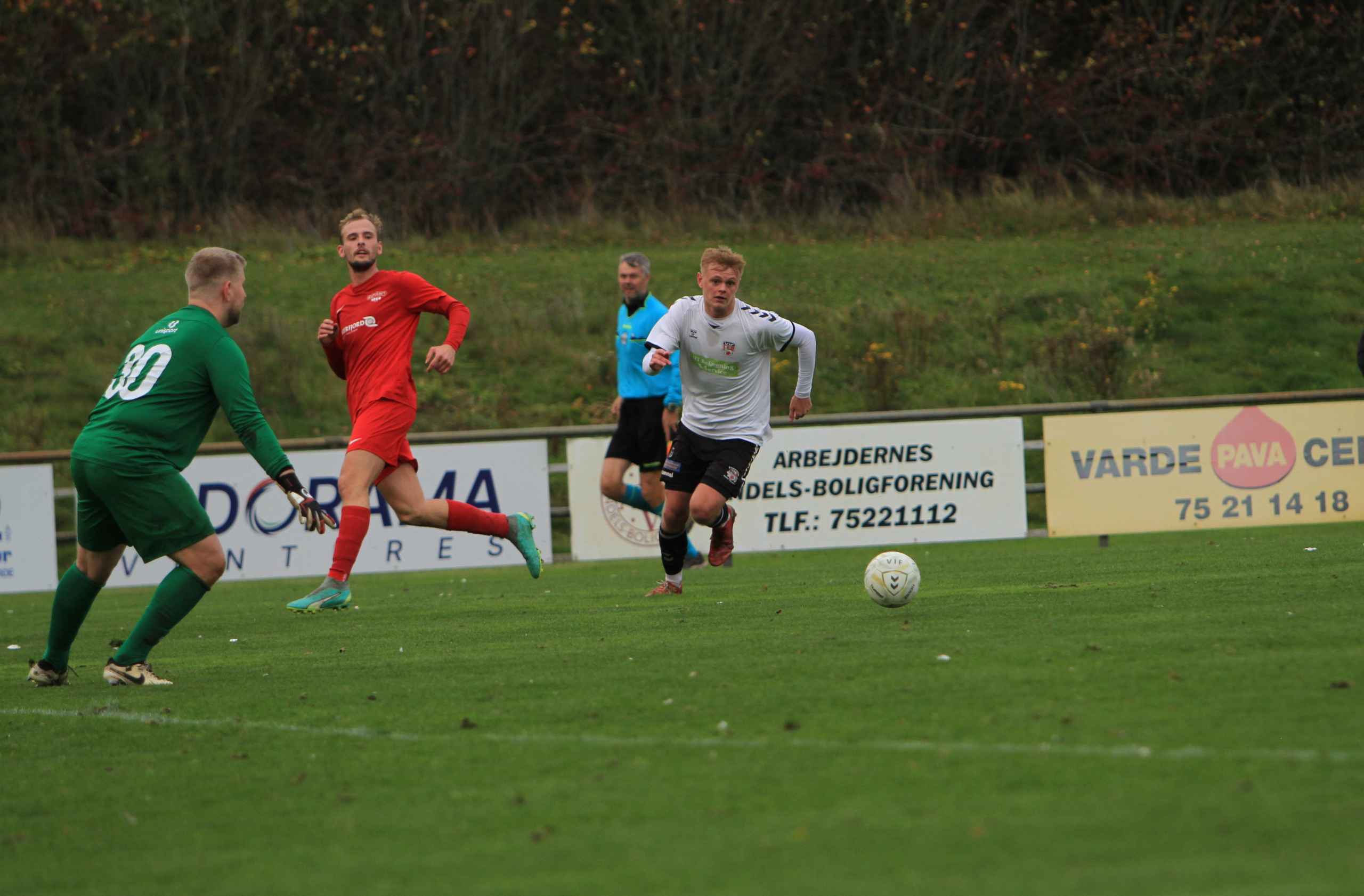 Varde IF taber knebent til topholdet