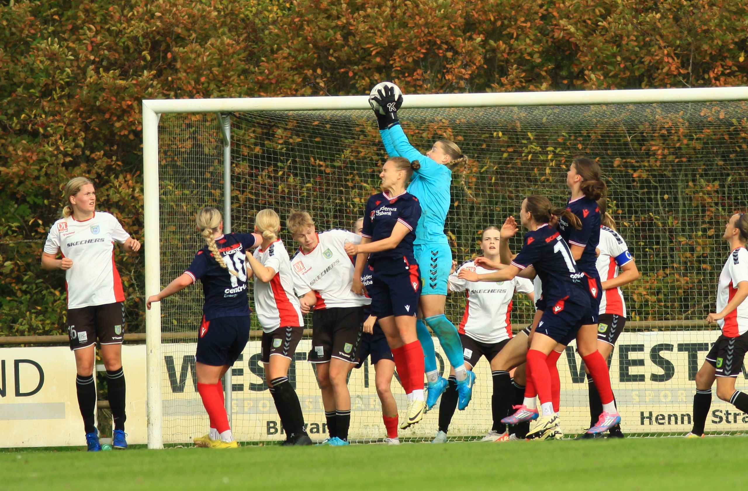 Varde IF vinder over AaB 2-1