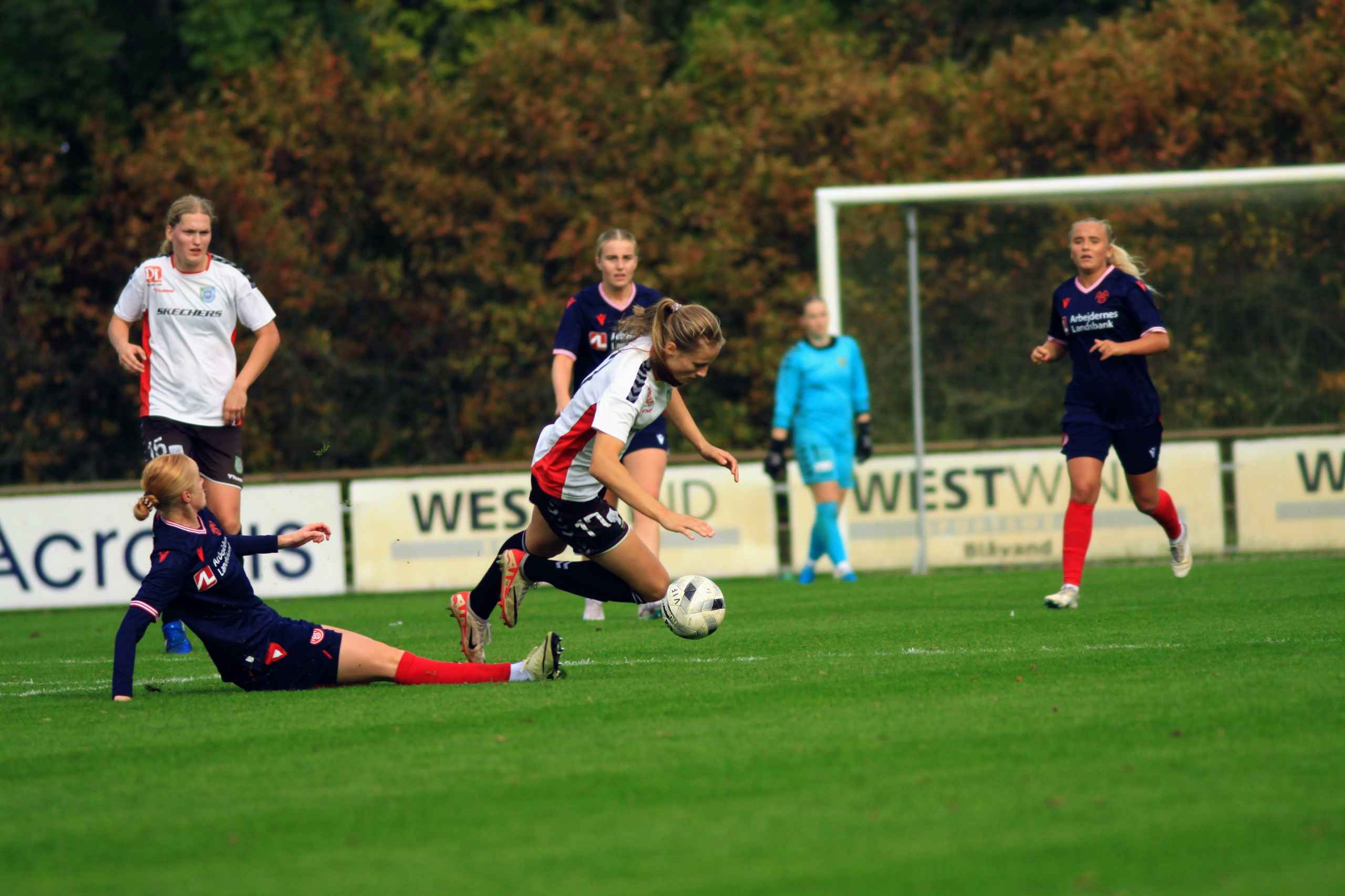 Varde IF vinder over AaB 2-1