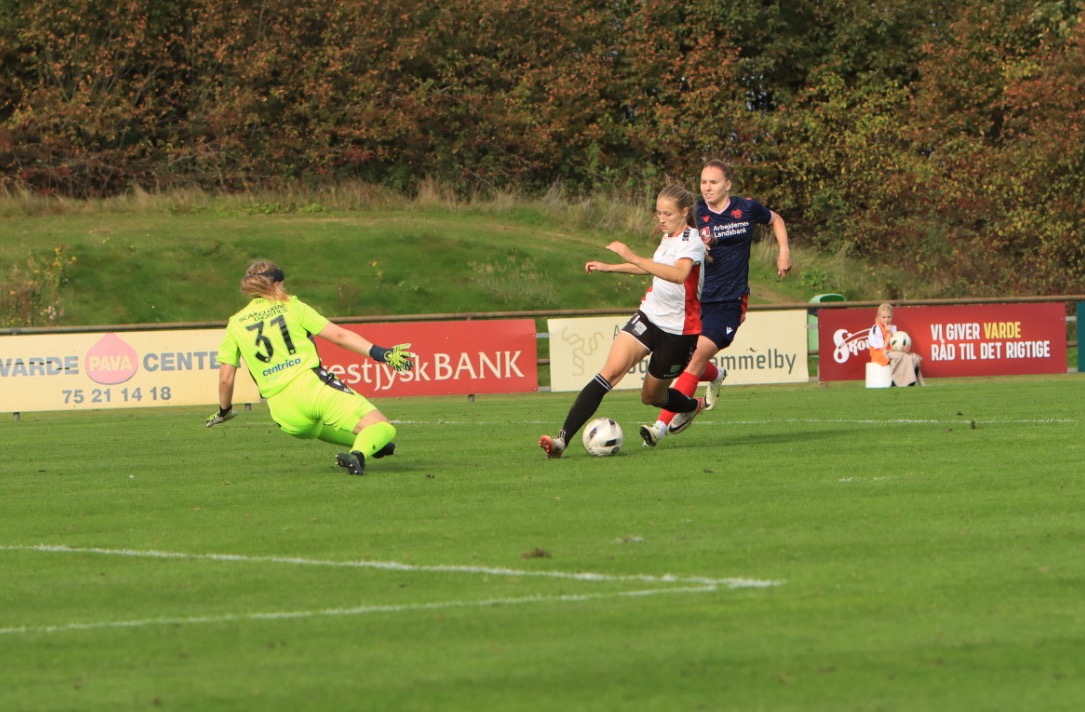 Varde IF vinder over AaB 2-1
