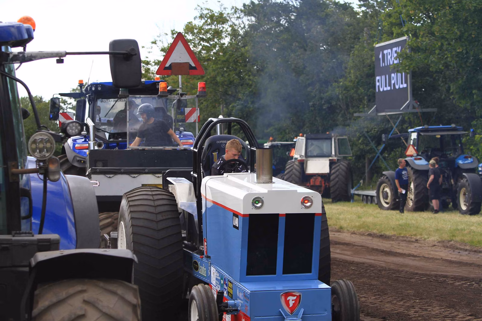 Vrøgum Power Pull trak fulde huse