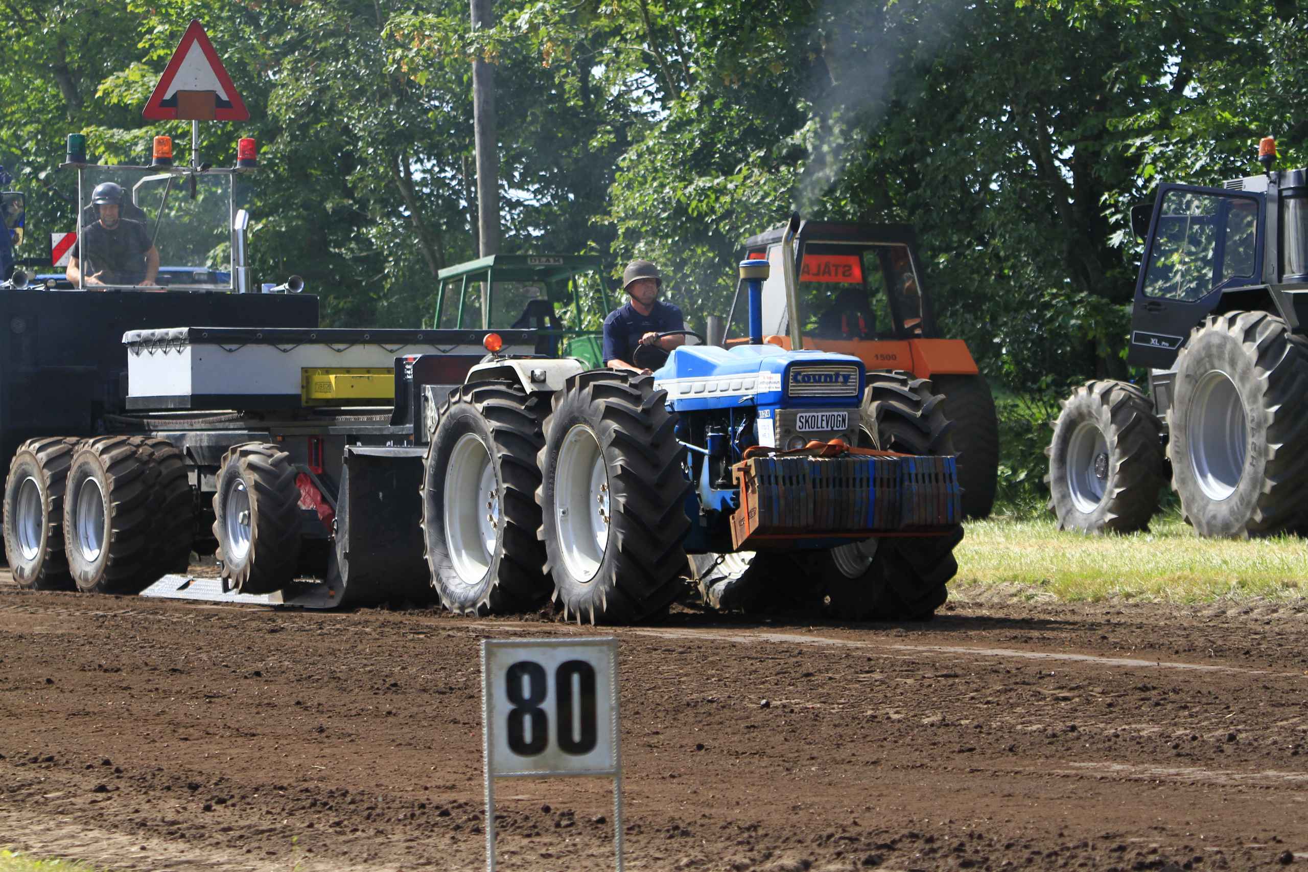 Vrøgum Power Pull trak fulde huse