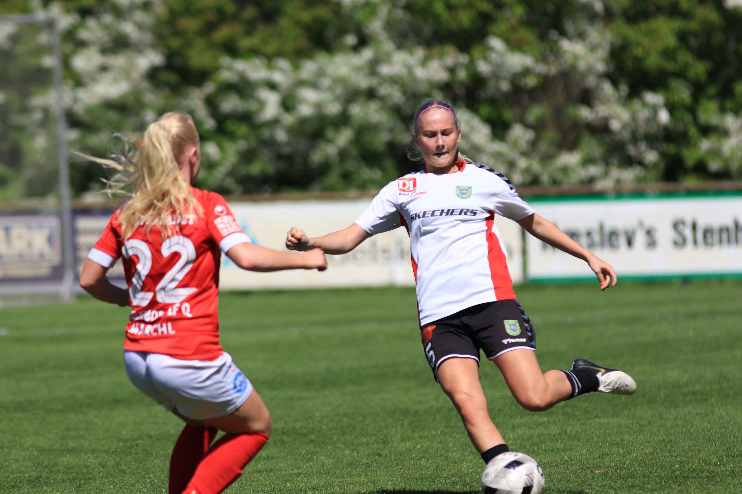 Varde U-19 piger sejrer hjemme