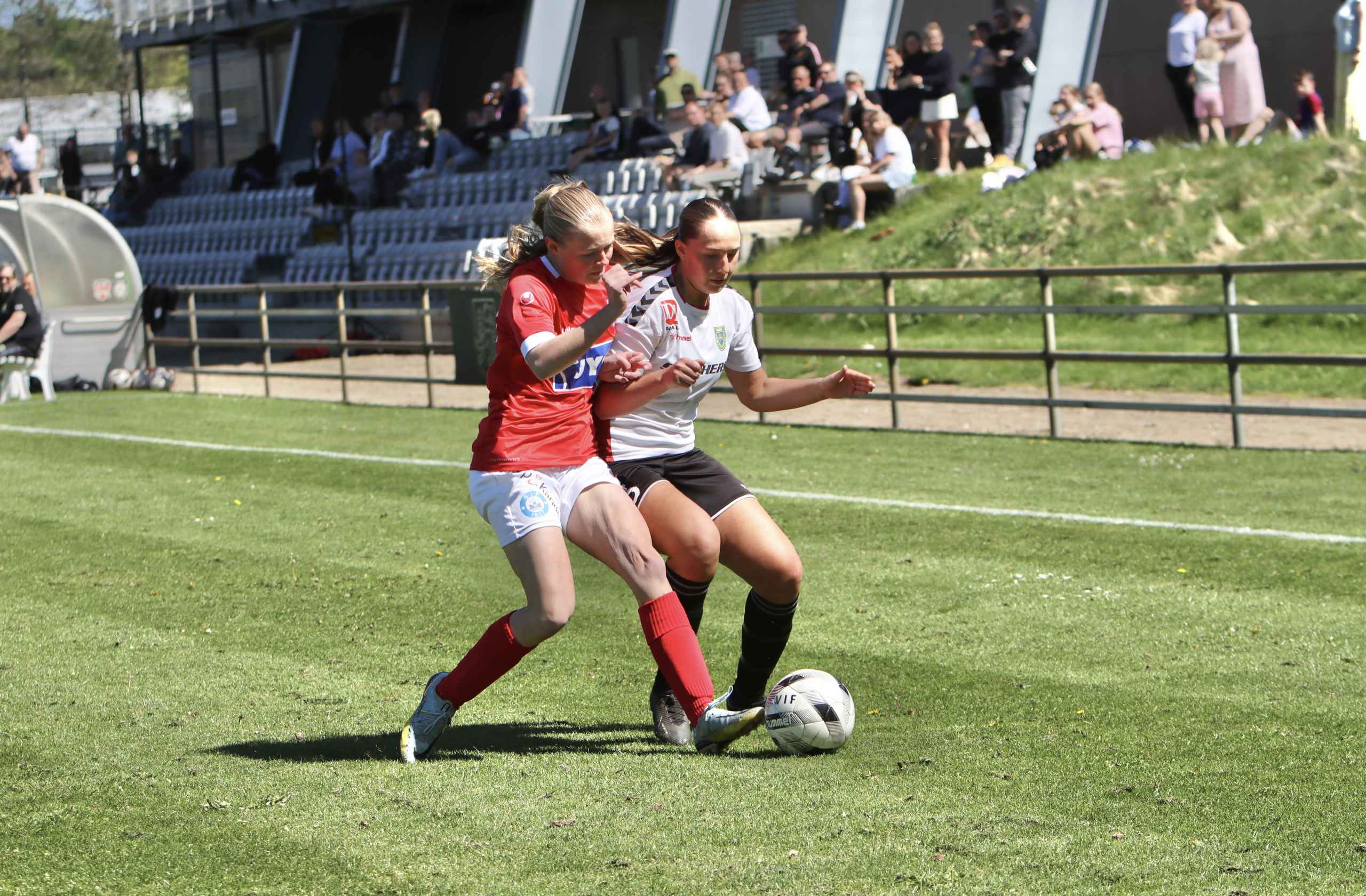 Varde U-19 piger sejrer hjemme
