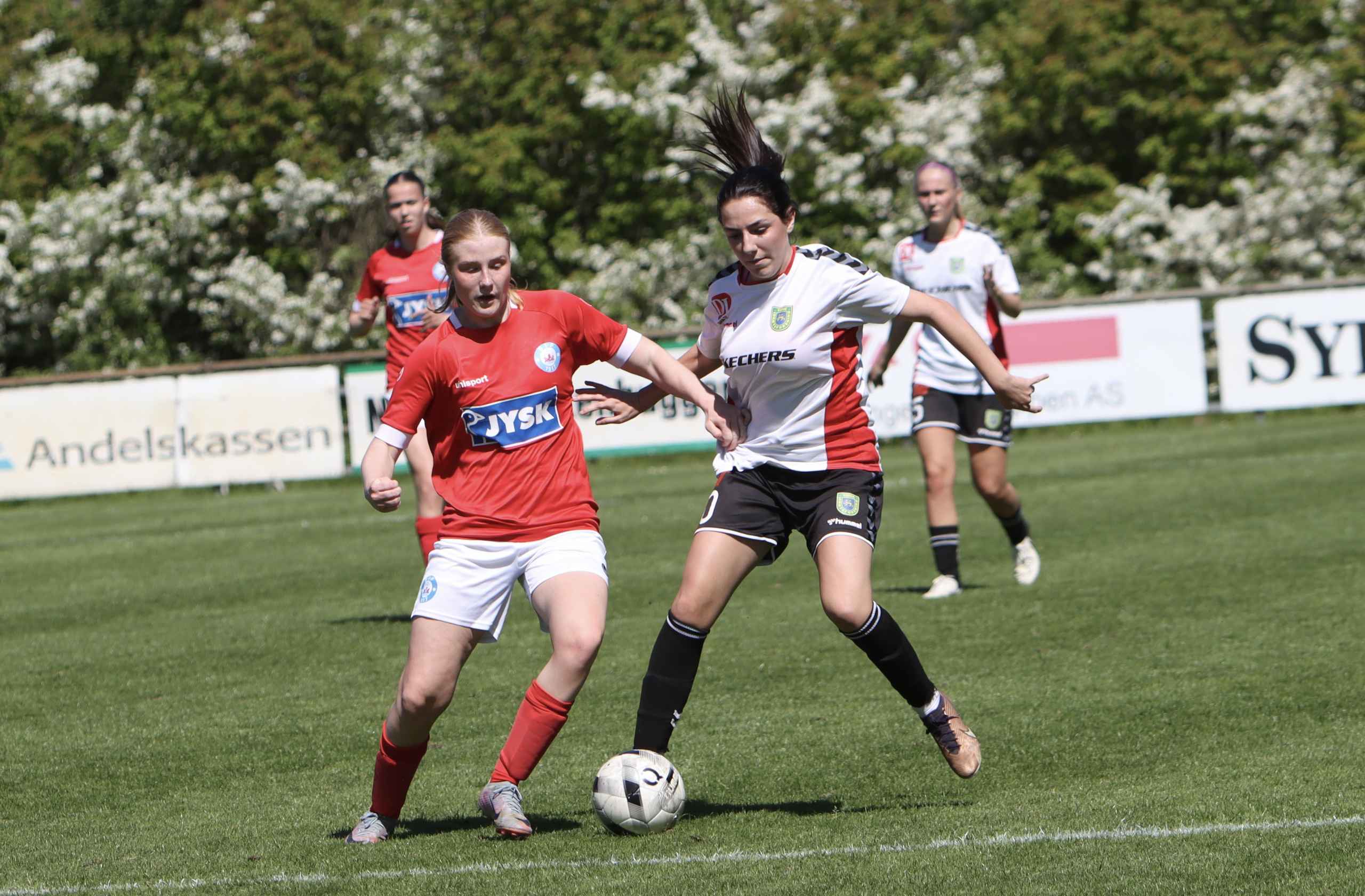 Varde U-19 piger sejrer hjemme