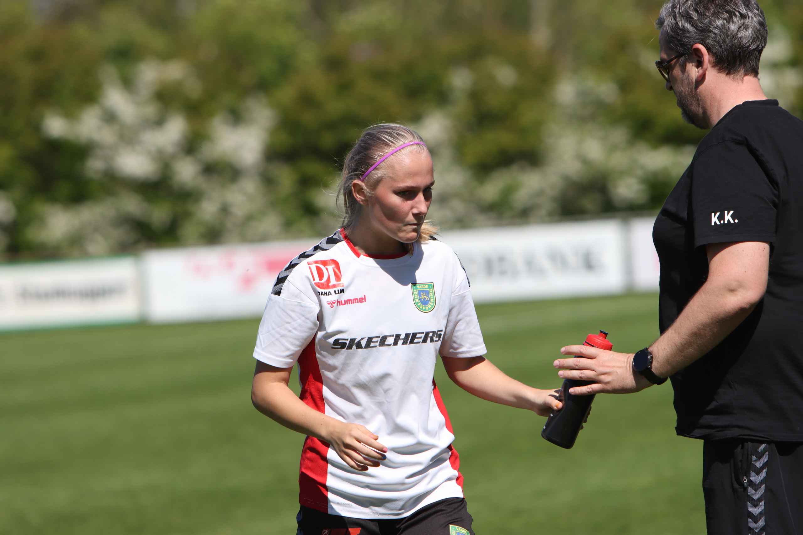 Varde U-19 piger sejrer hjemme