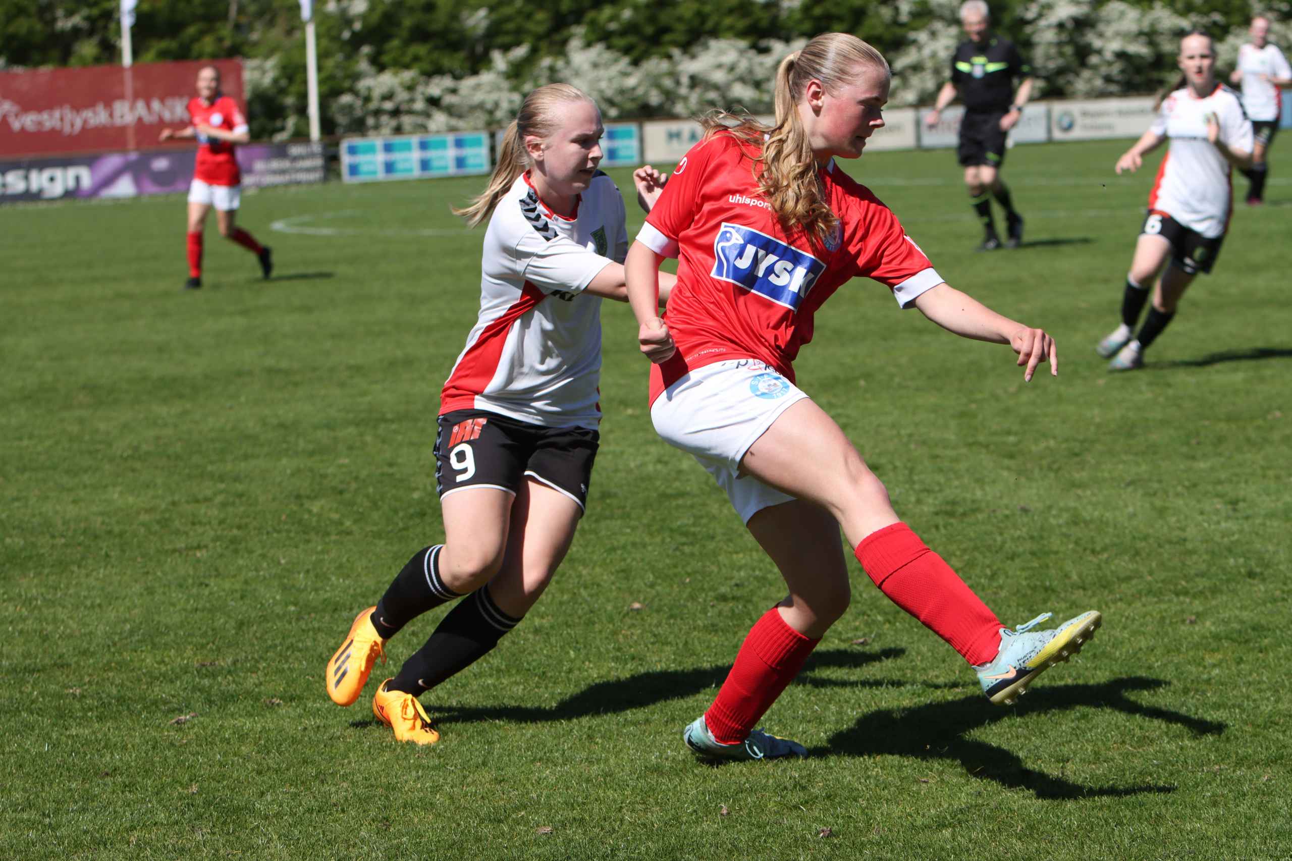 Varde U-19 piger sejrer hjemme