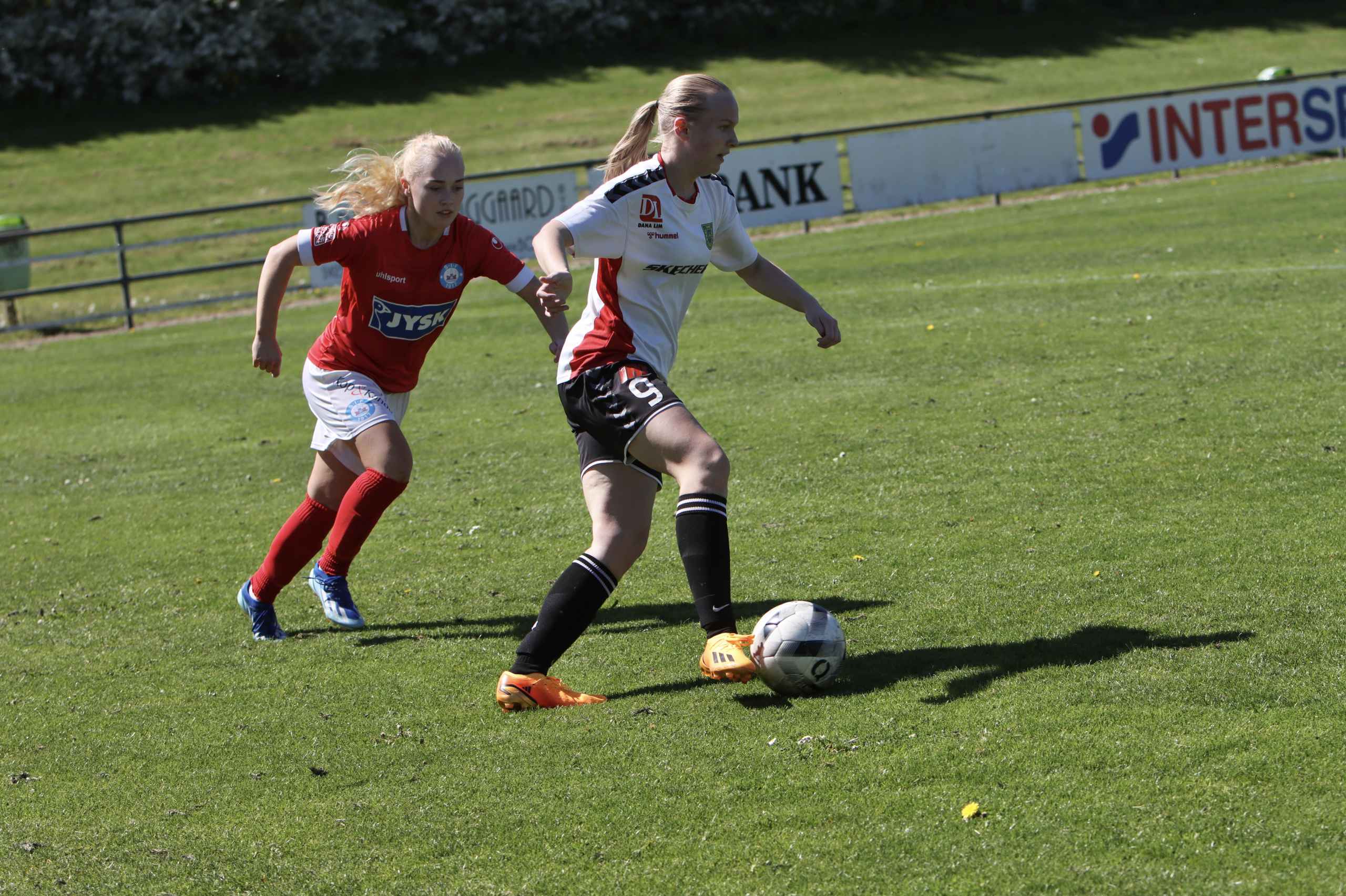 Varde U-19 piger sejrer hjemme
