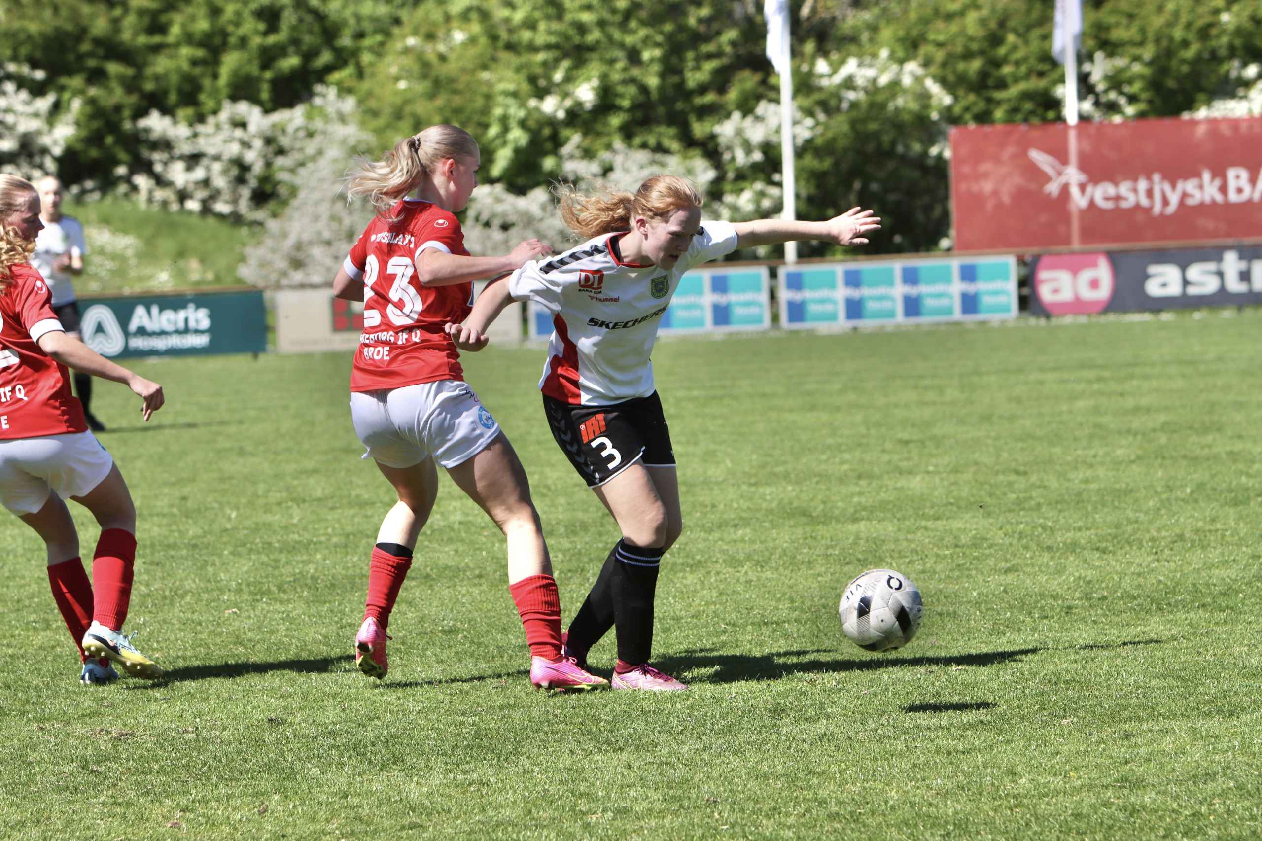 Varde U-19 piger sejrer hjemme