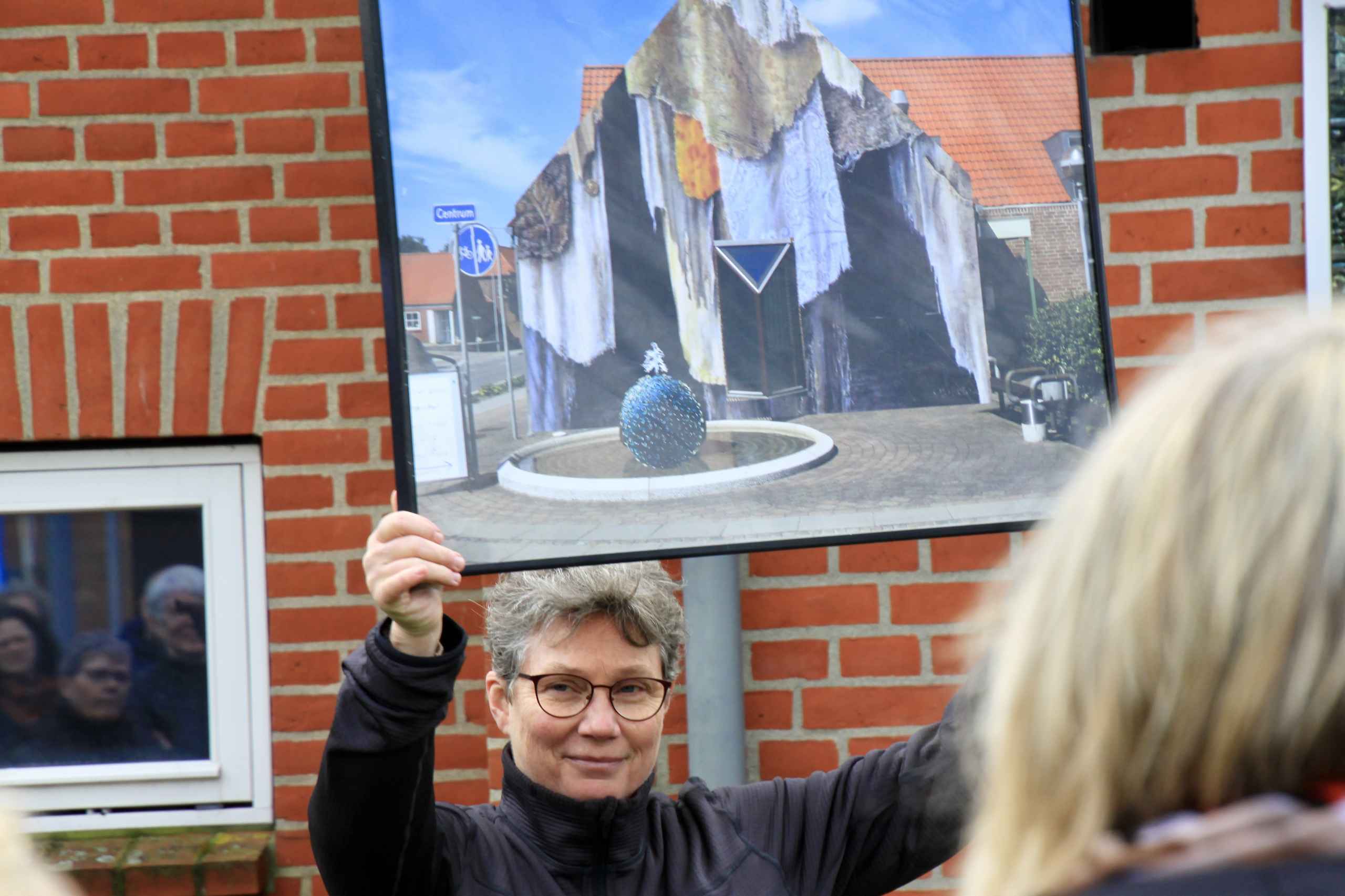 Outrup fejrer Frello med statue