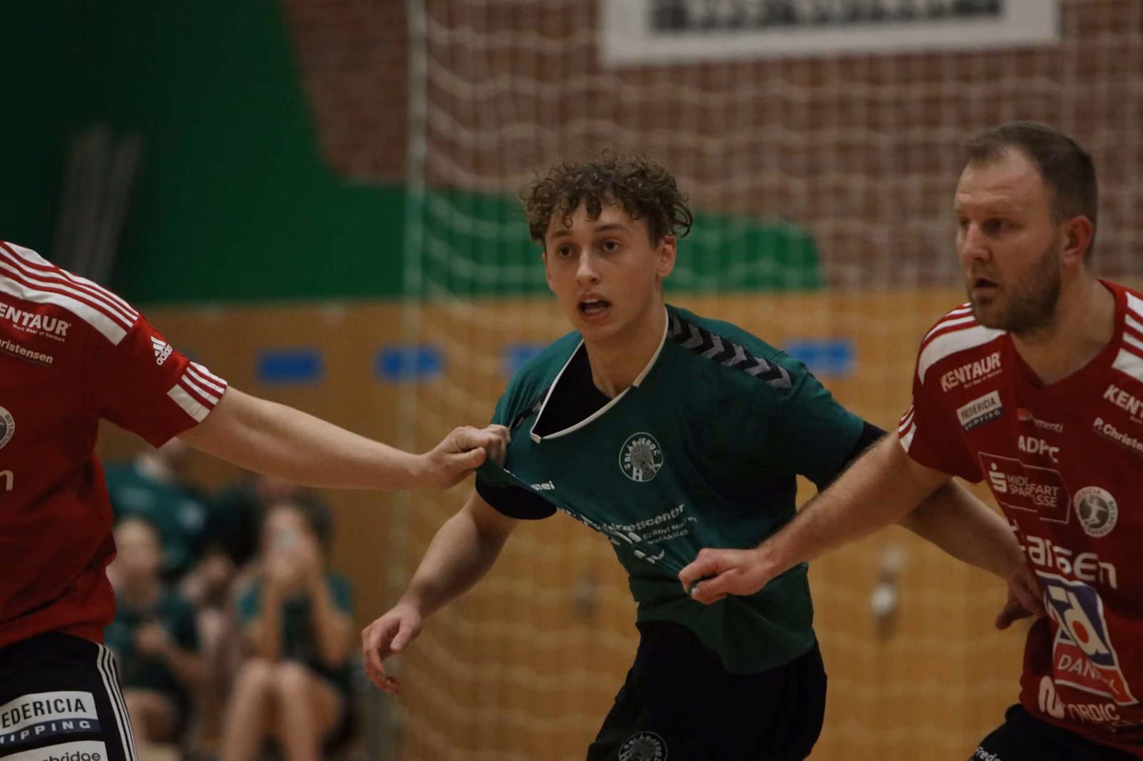 Blåbjerg HK  fejrer håndboldfest trods nederlag