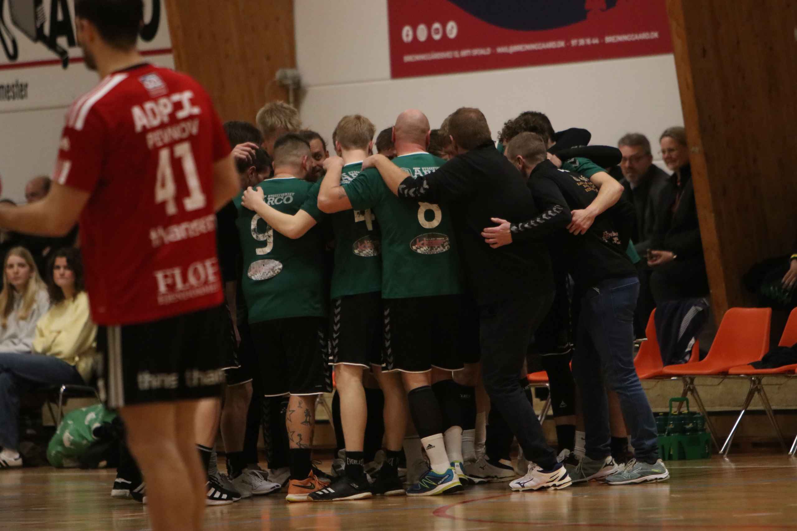Blåbjerg HK  fejrer håndboldfest trods nederlag