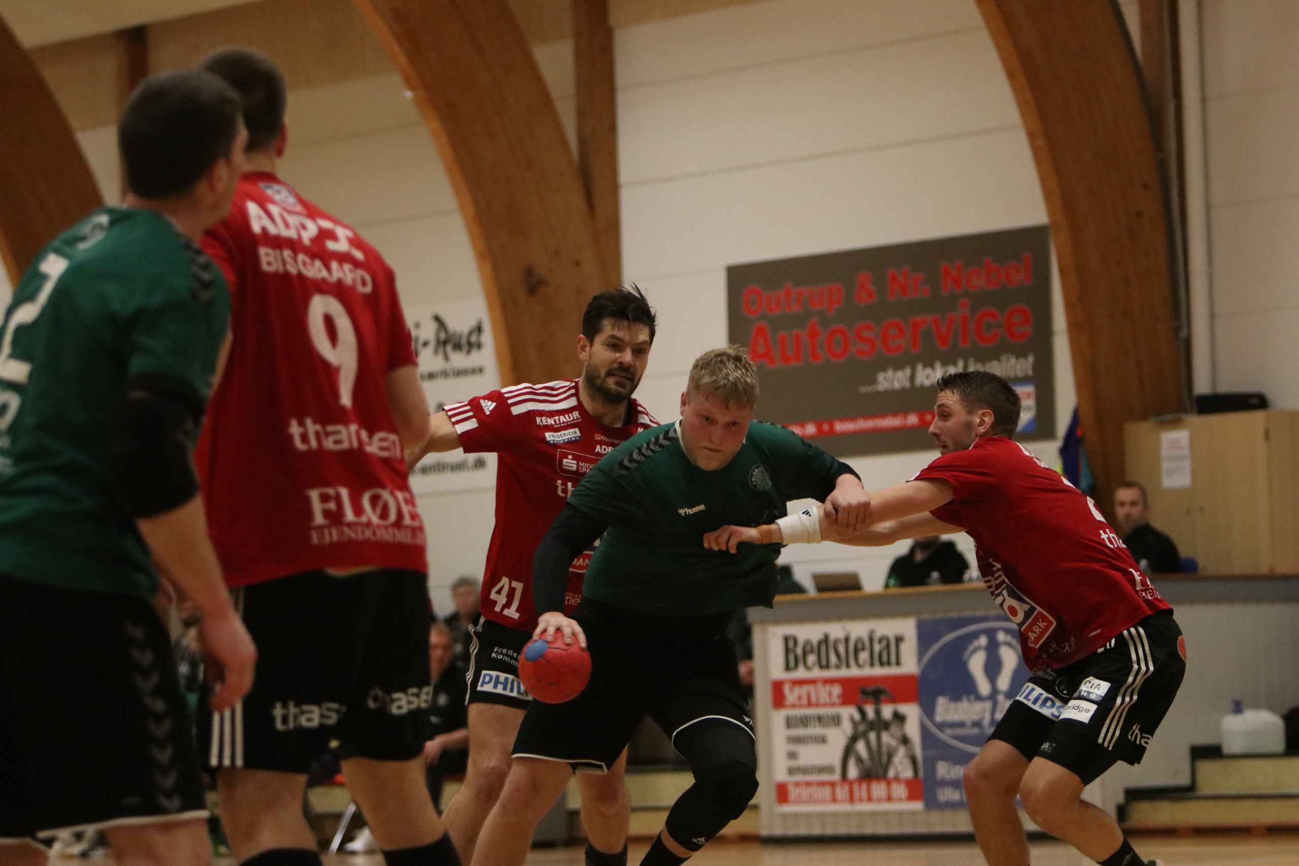 Blåbjerg HK  fejrer håndboldfest trods nederlag