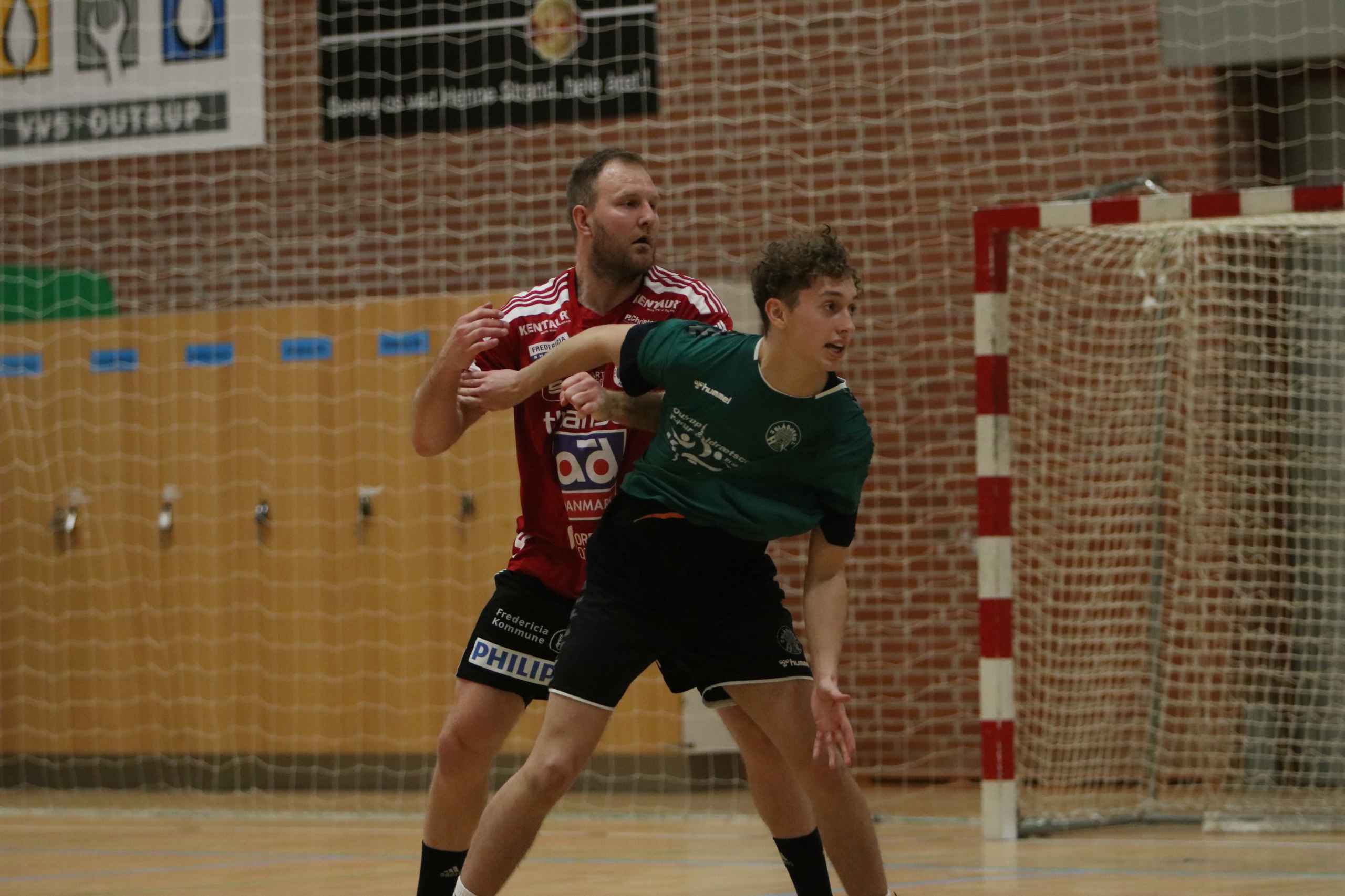 Blåbjerg HK  fejrer håndboldfest trods nederlag