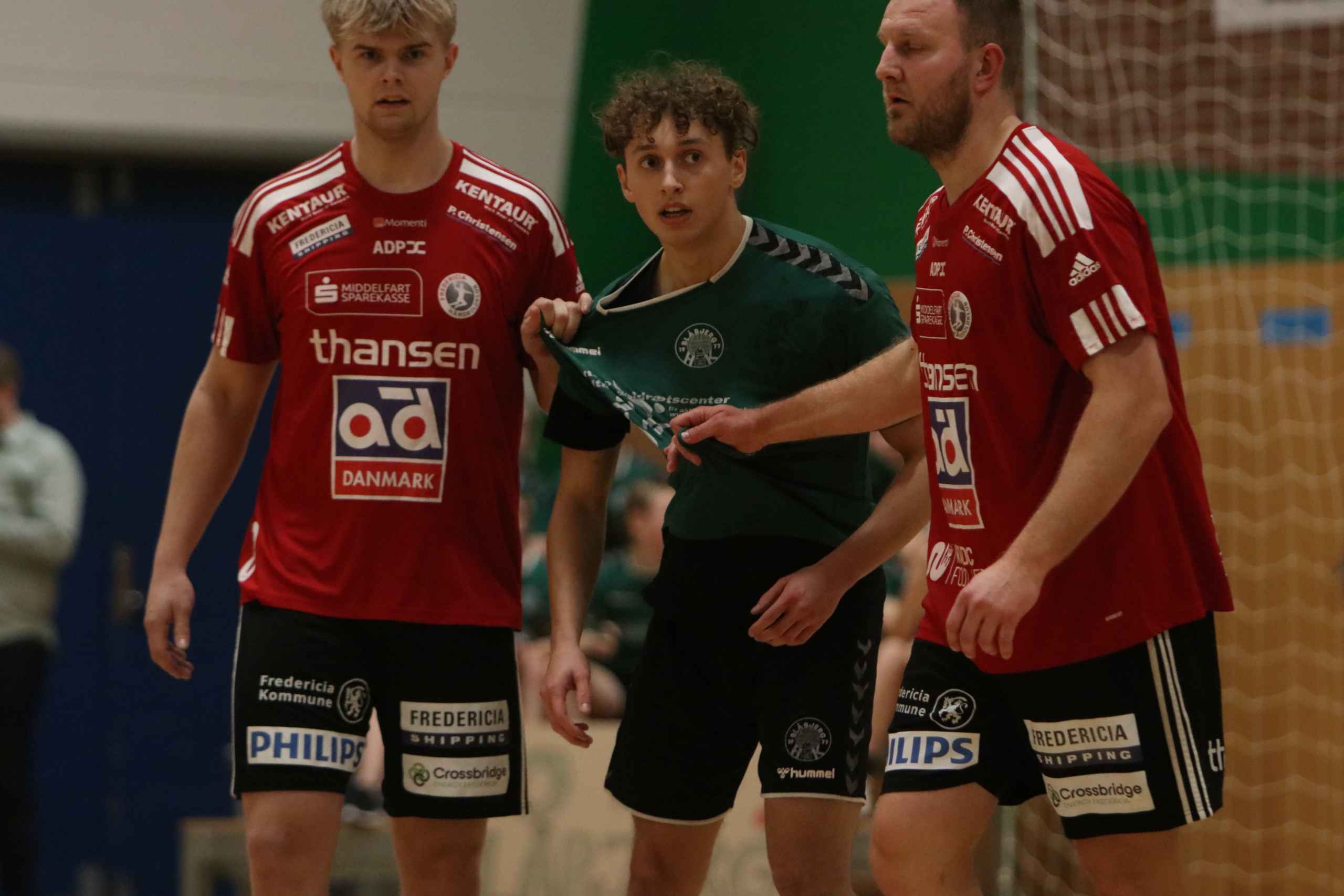 Blåbjerg HK  fejrer håndboldfest trods nederlag