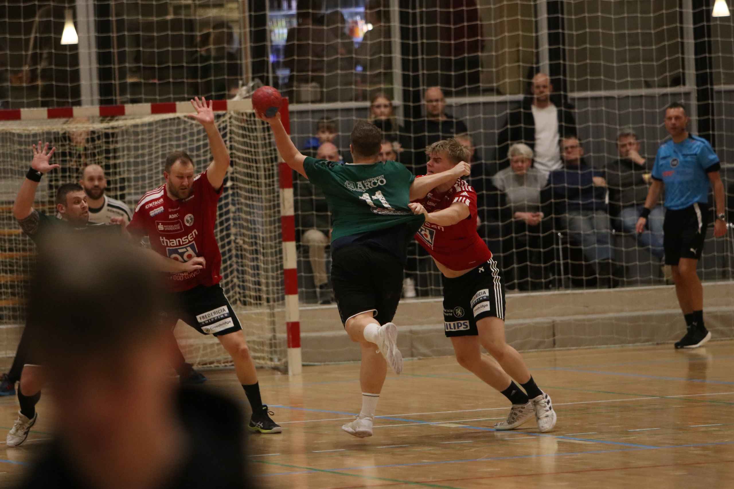 Blåbjerg HK  fejrer håndboldfest trods nederlag