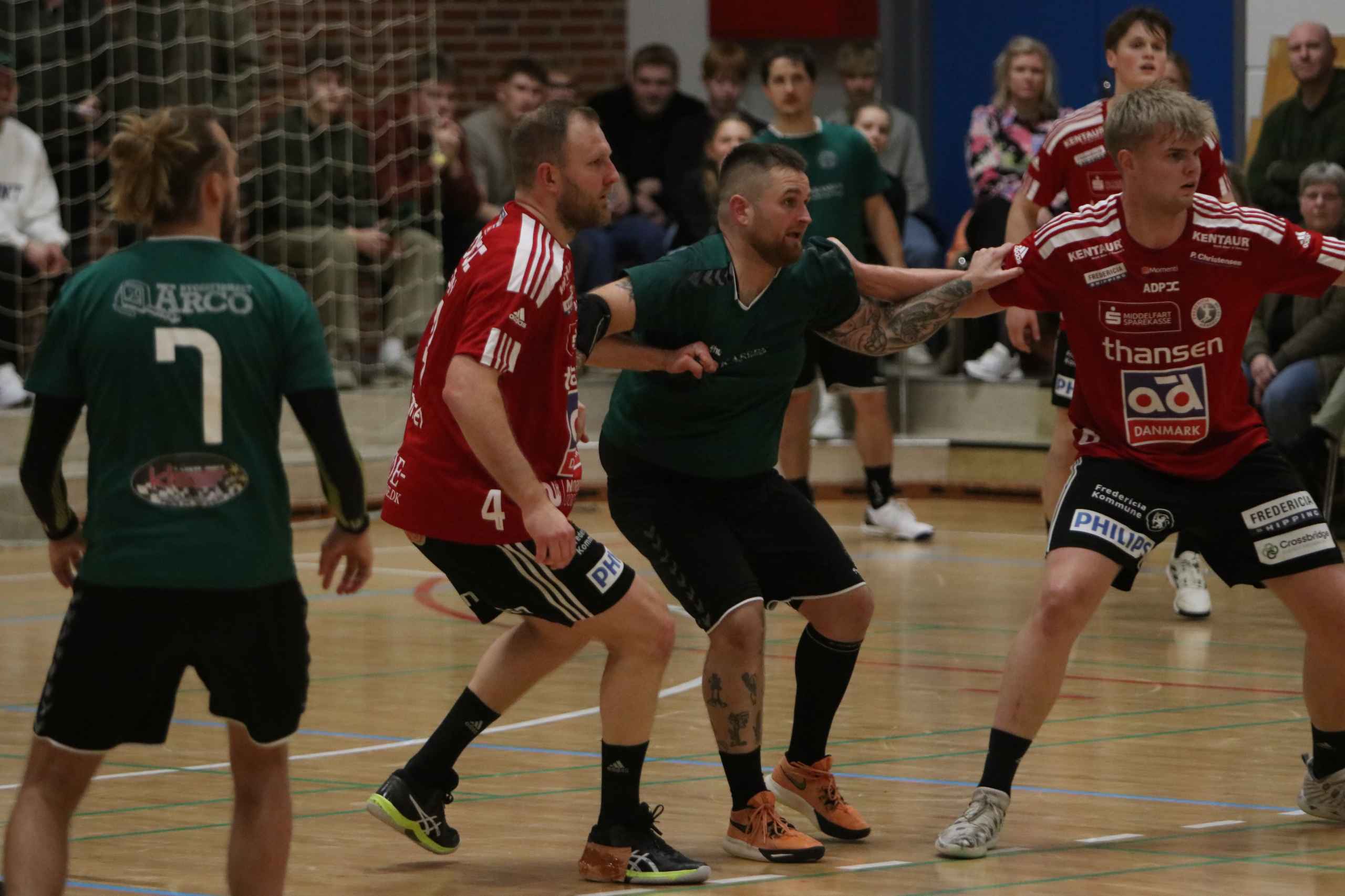 Blåbjerg HK  fejrer håndboldfest trods nederlag
