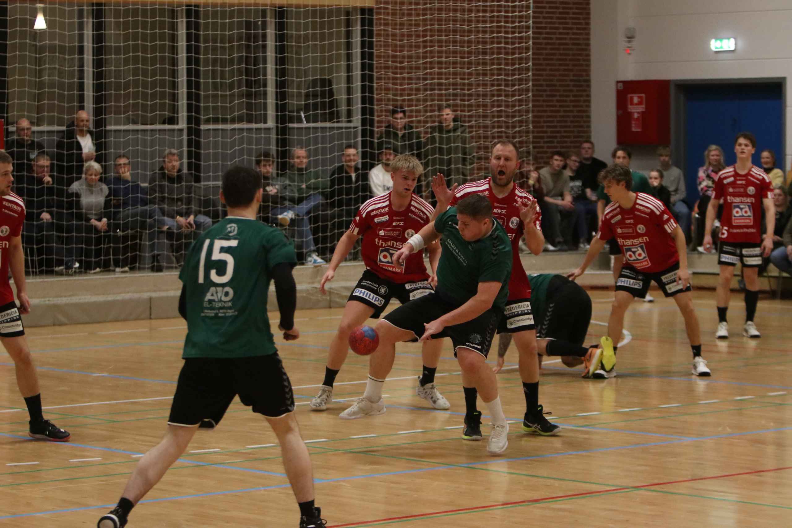 Blåbjerg HK  fejrer håndboldfest trods nederlag