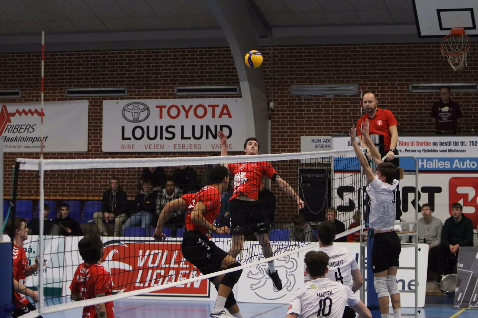 Nordenskov UIF overrasker i Volleyligaen