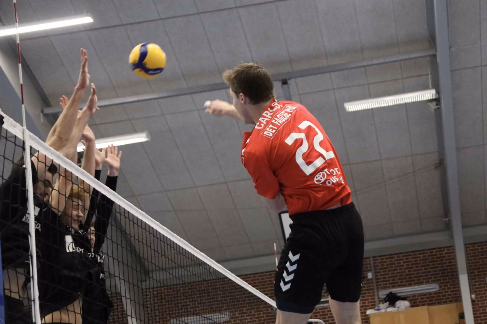 Nordenskov UIF Volley triumferer over Ikast