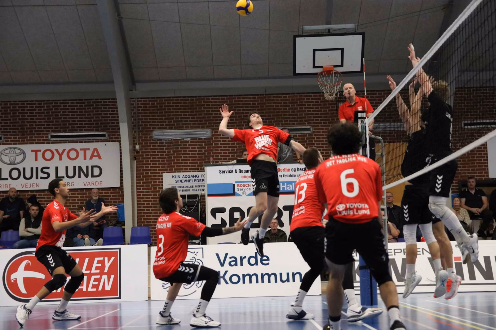 Nordenskov UIF Volley triumferer over Ikast