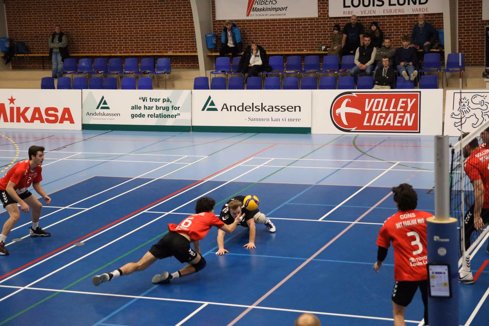 Nordenskov UIF Volley triumferer over Ikast