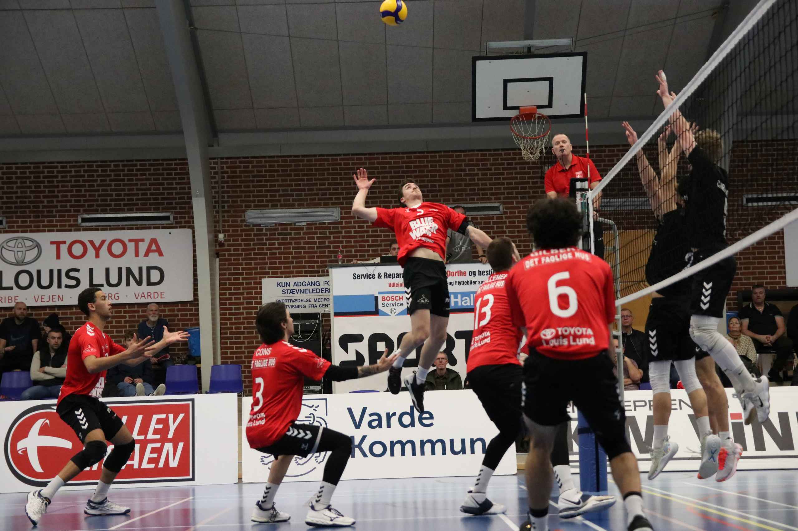 Nordenskov UIF Volley triumferer over Ikast