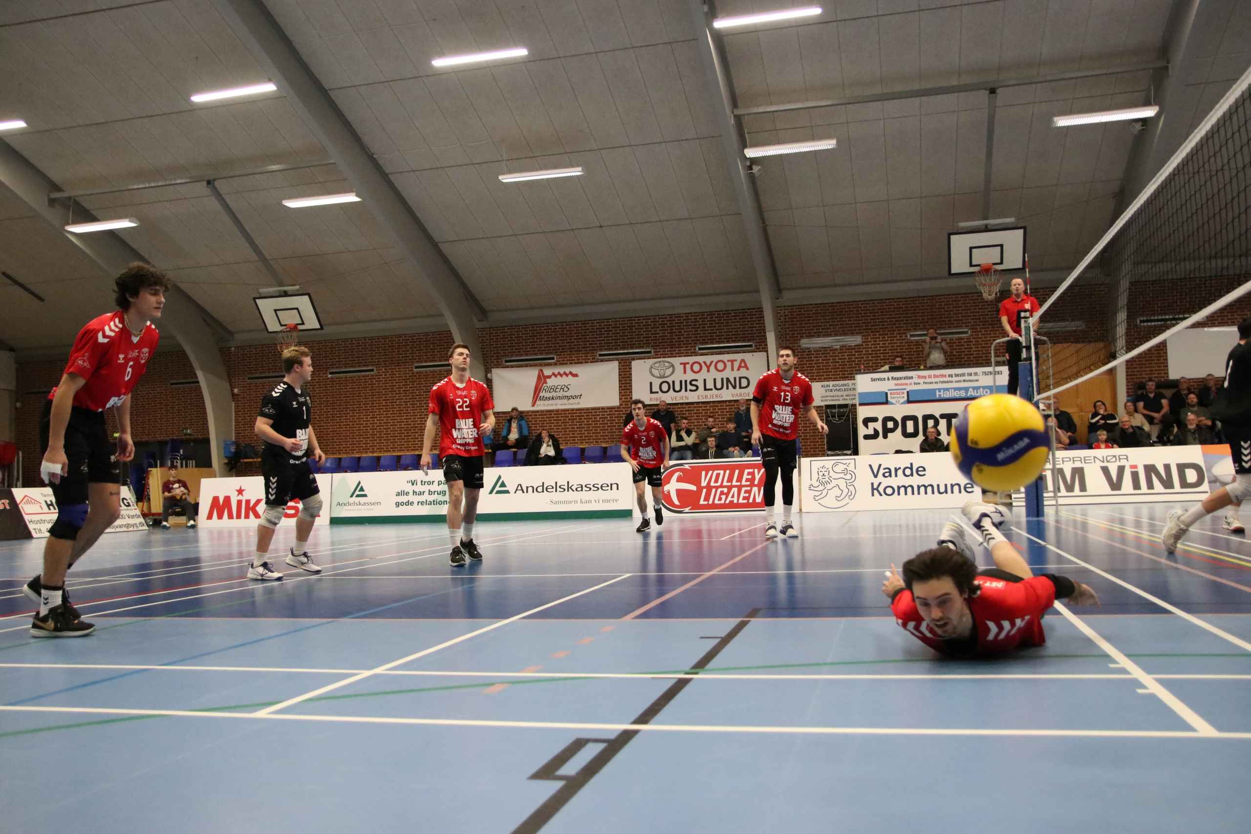 Nordenskov UIF Volley triumferer over Ikast