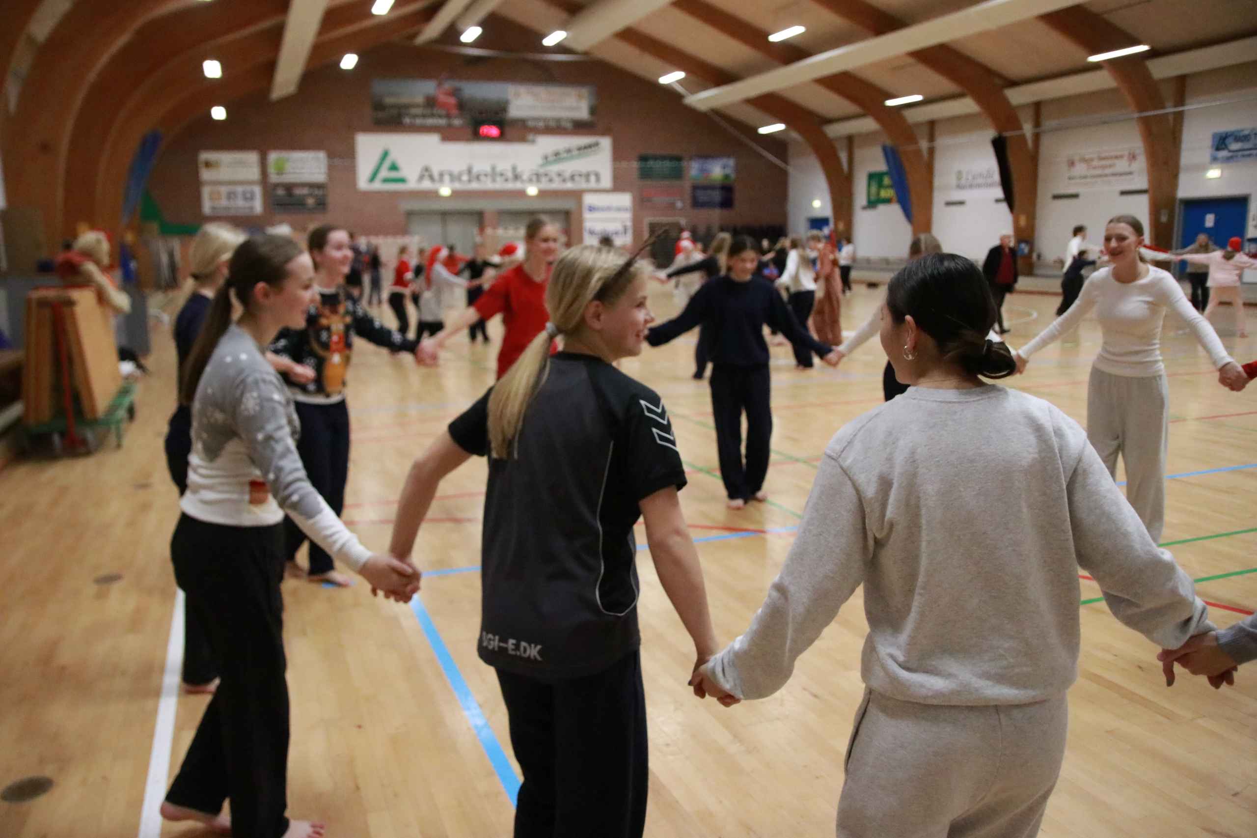 Gymnastikhold forener sport og kulturarv