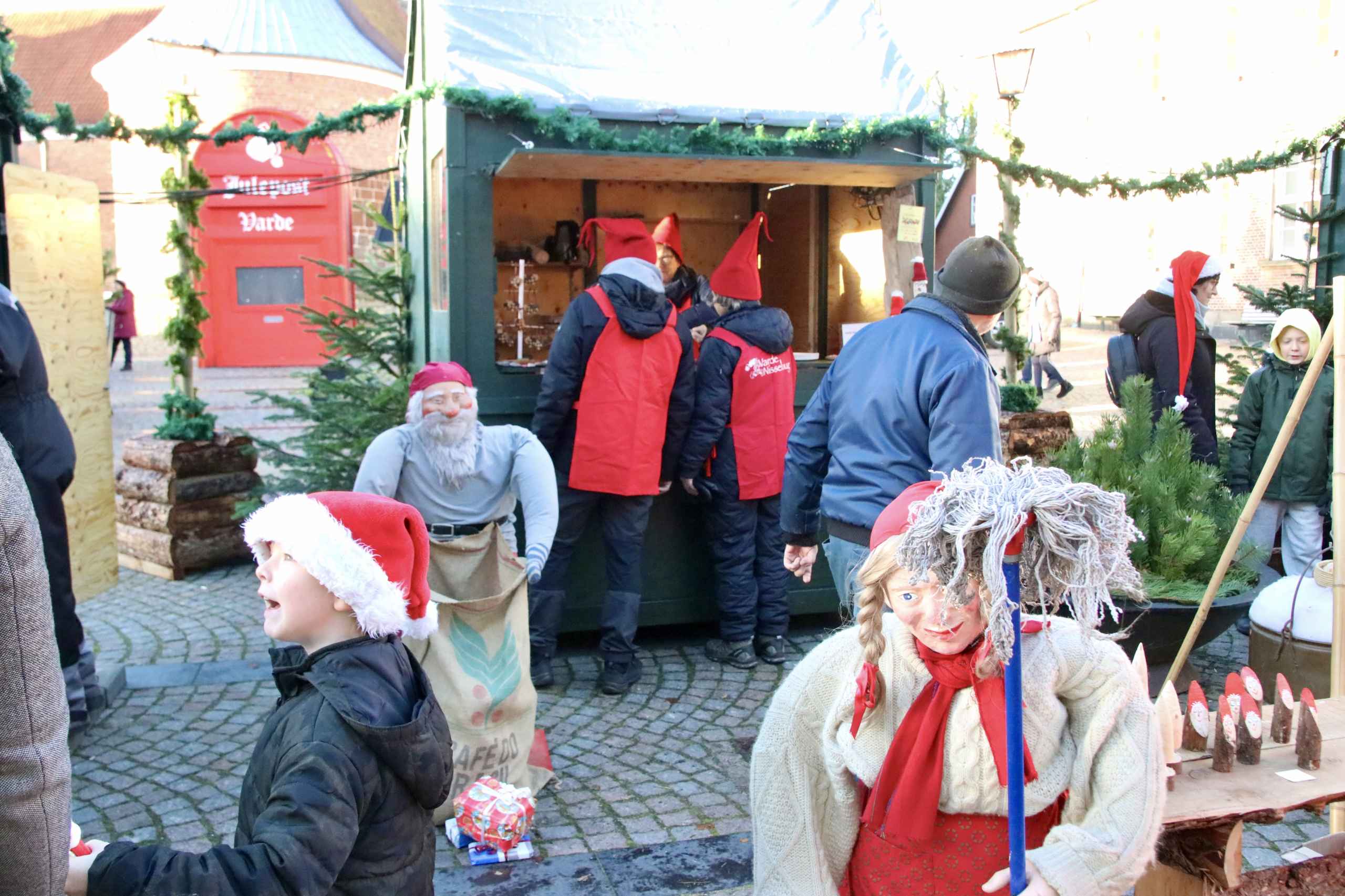 Nisser og magi i  Varde