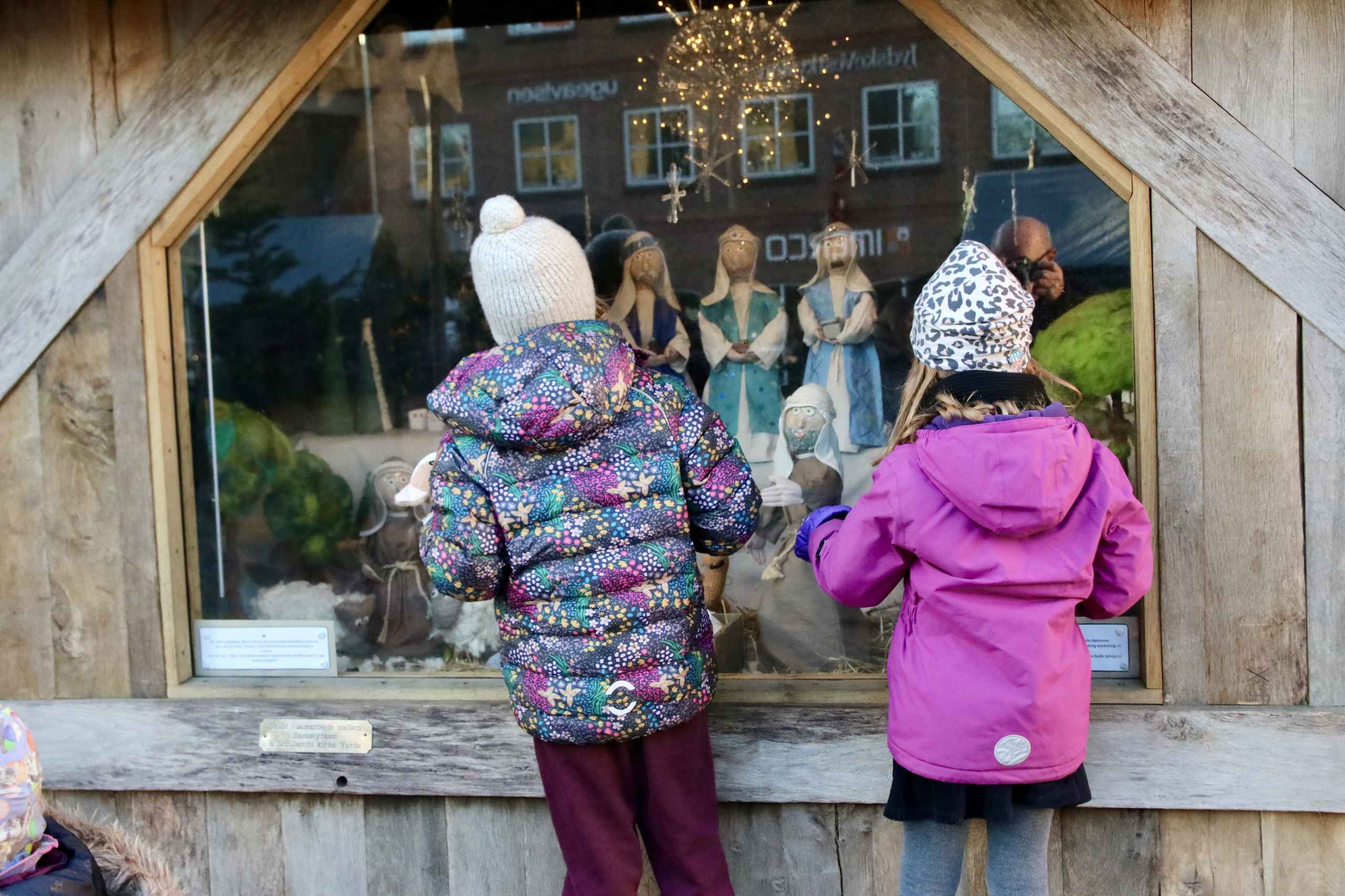 Nisser og magi i  Varde