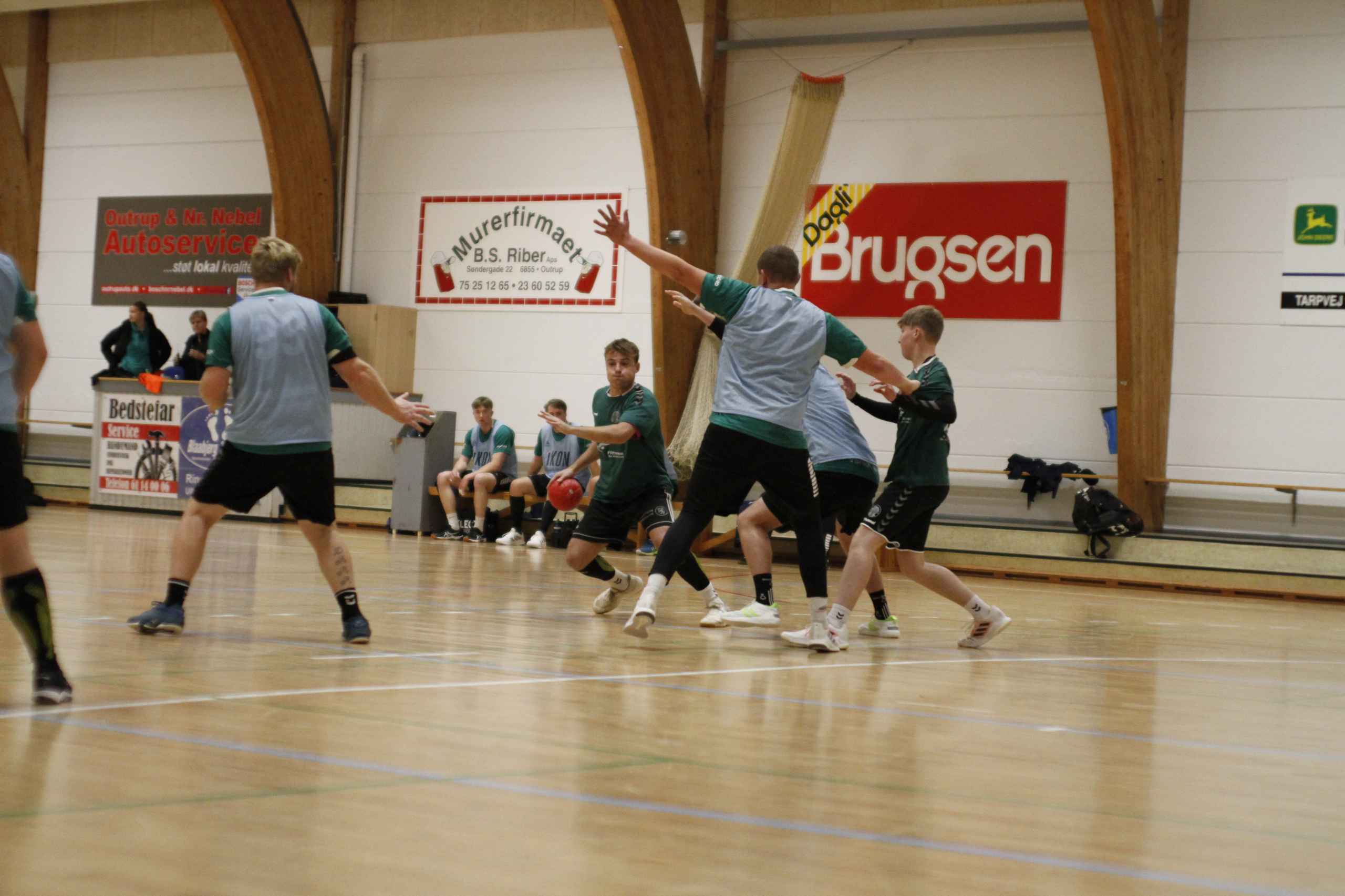 Blåbjerg HK Serie 2  triumferer i topkamp